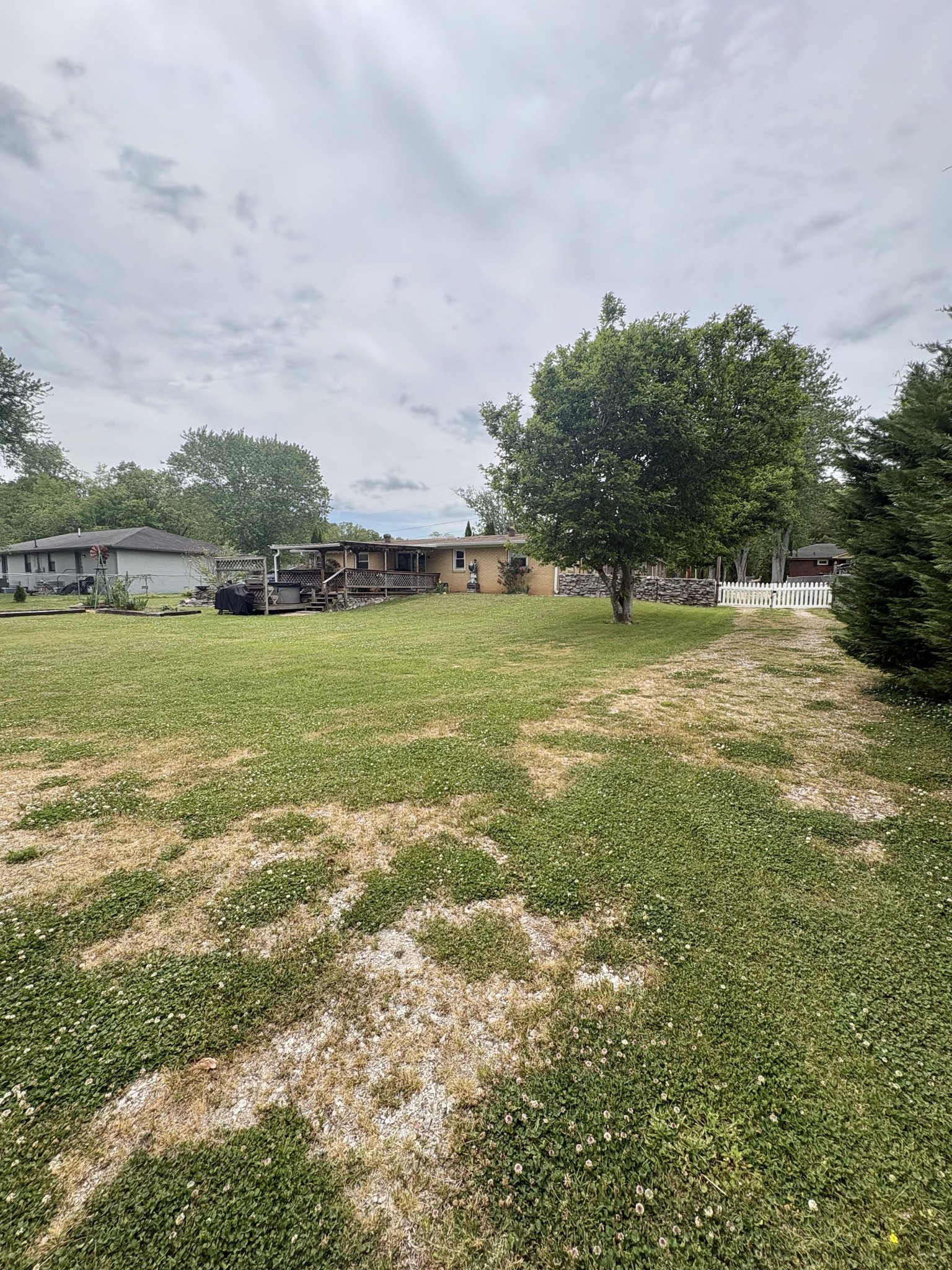 919 Oak Street Manchester, TN 37355 - Photo 28 of 37