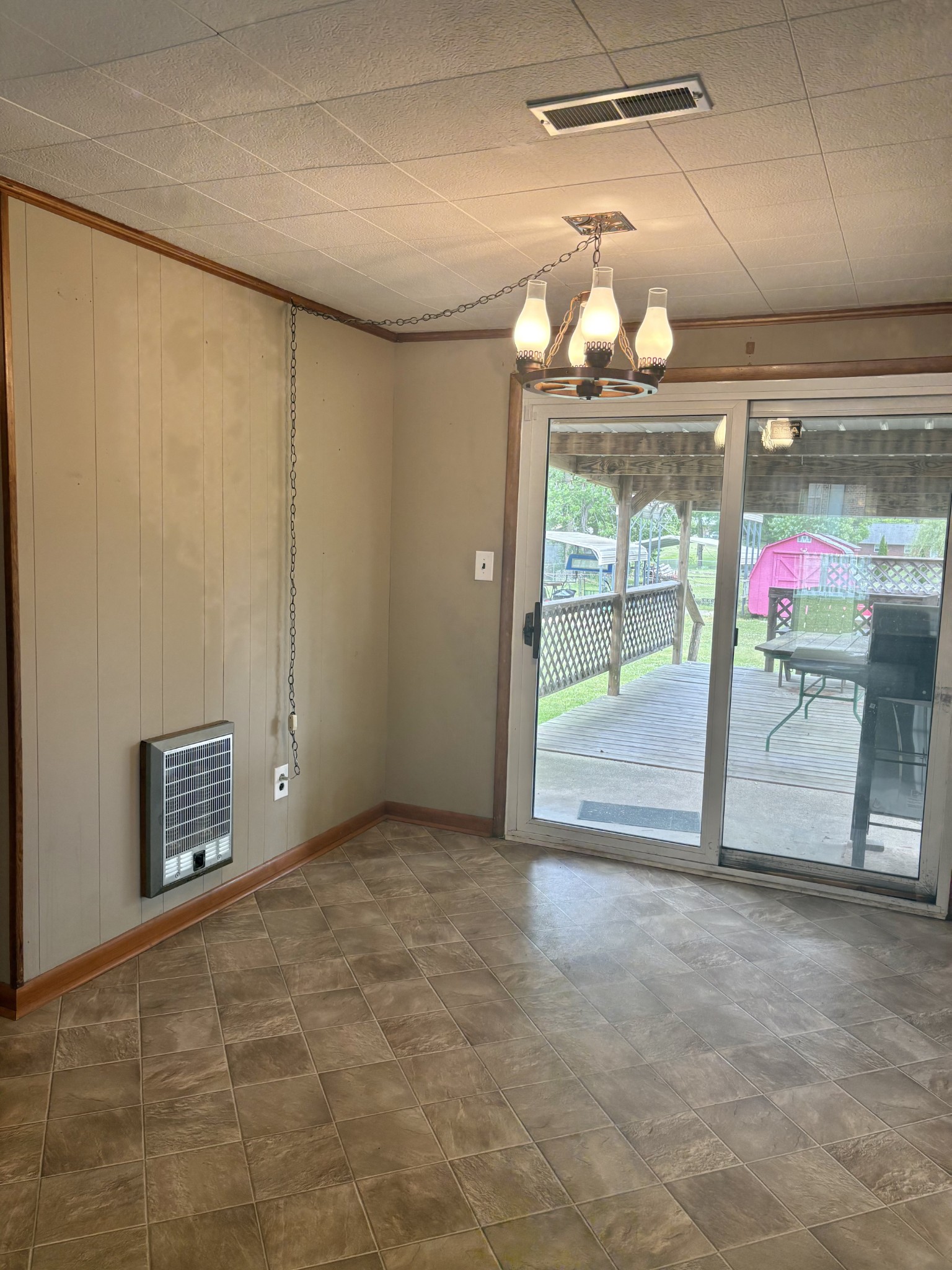 919 Oak Street Manchester, TN 37355 - Photo 6 of 37