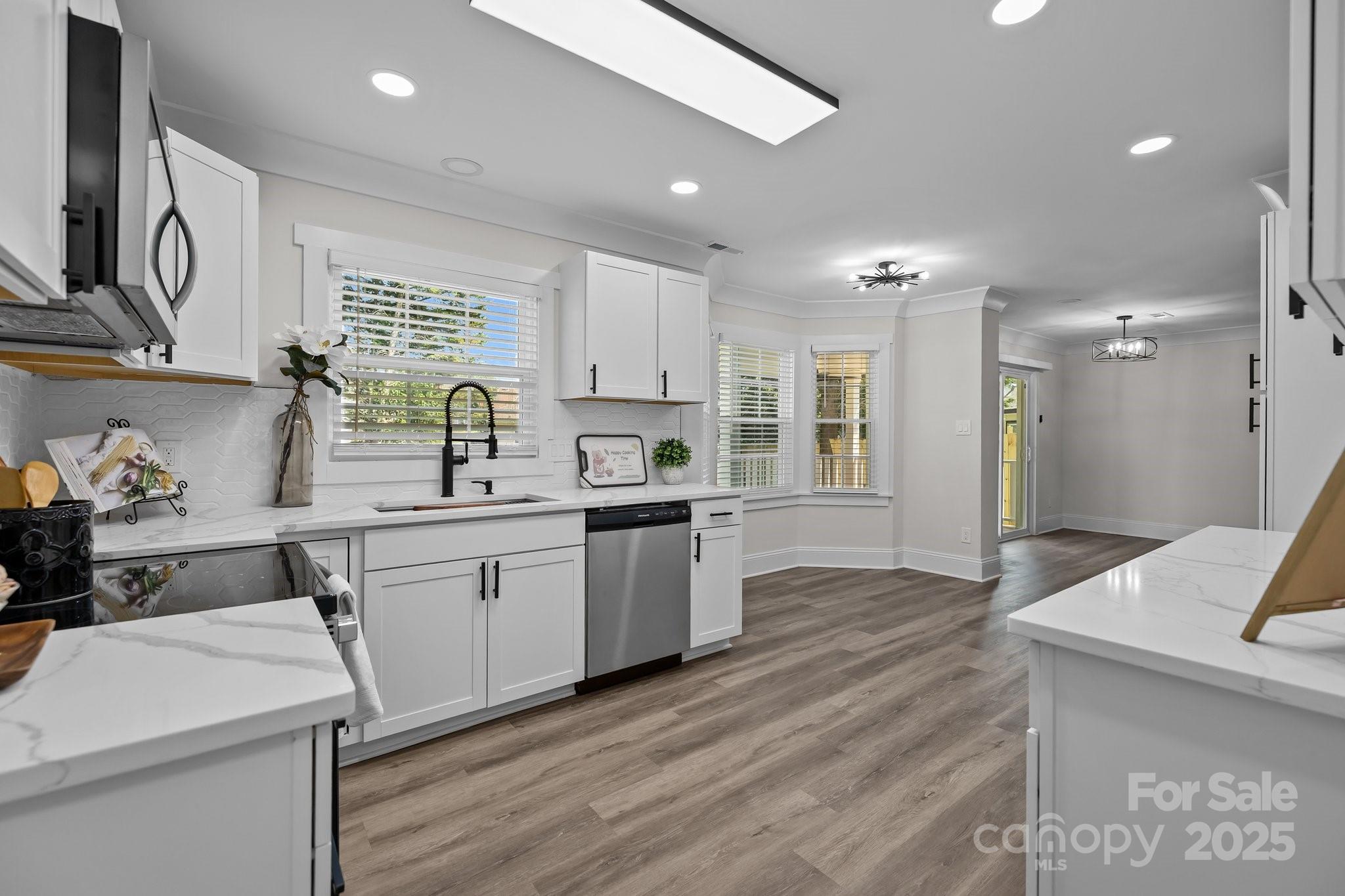 7219 Spring Morning Lane Charlotte, NC 28227 - Photo 4 of 36