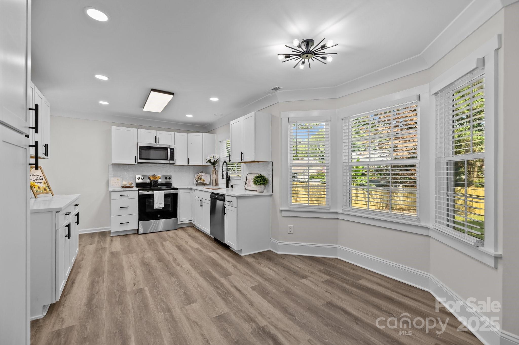 7219 Spring Morning Lane Charlotte, NC 28227 - Photo 6 of 36