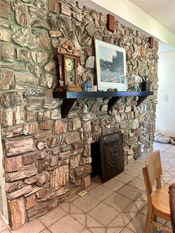 1312 Old Trenton Road Highland, IL 62249 - Photo 3 of 35