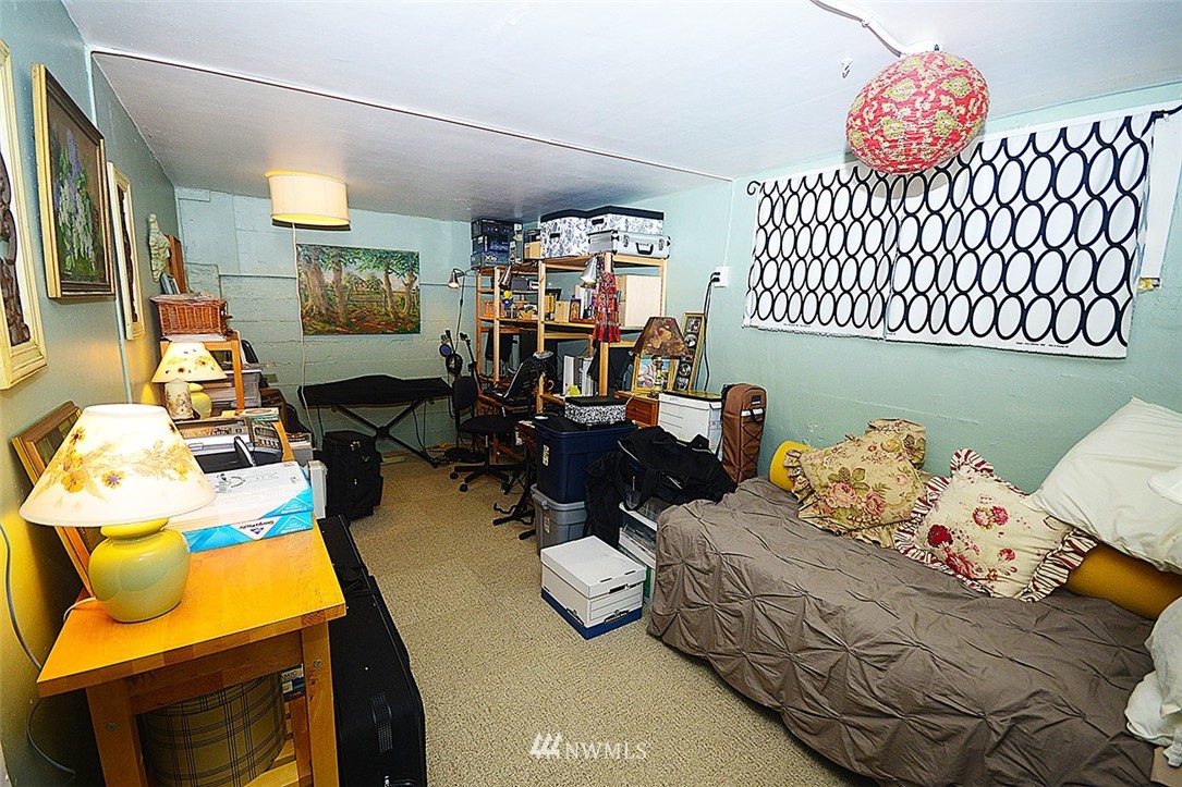 1909 North 55th Street Seattle, WA 98103 - Photo 14 of 18 Gallery Image 14