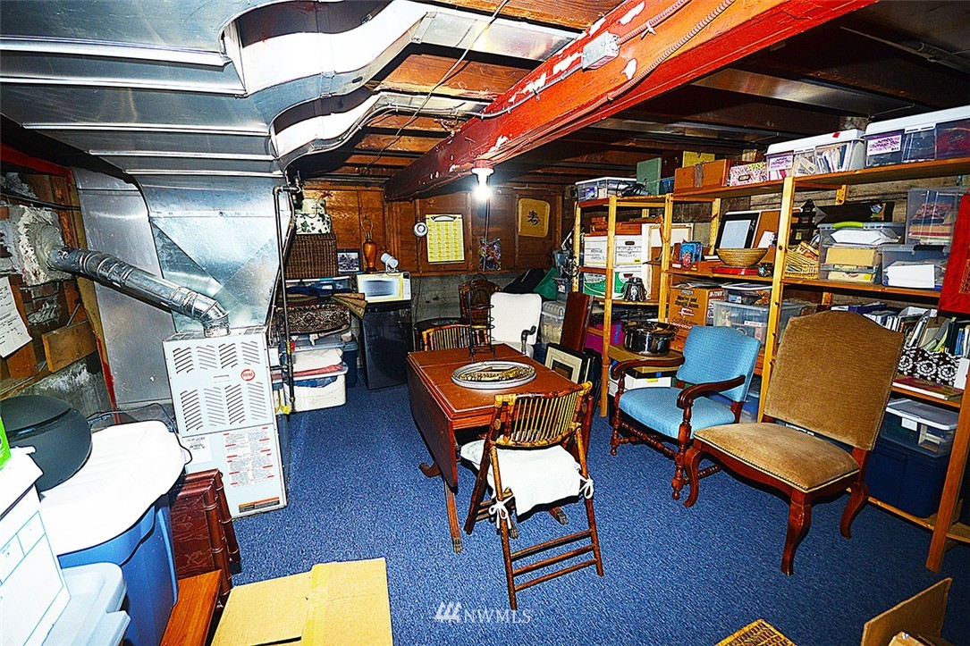 1909 North 55th Street Seattle, WA 98103 - Photo 15 of 18 Gallery Image 15