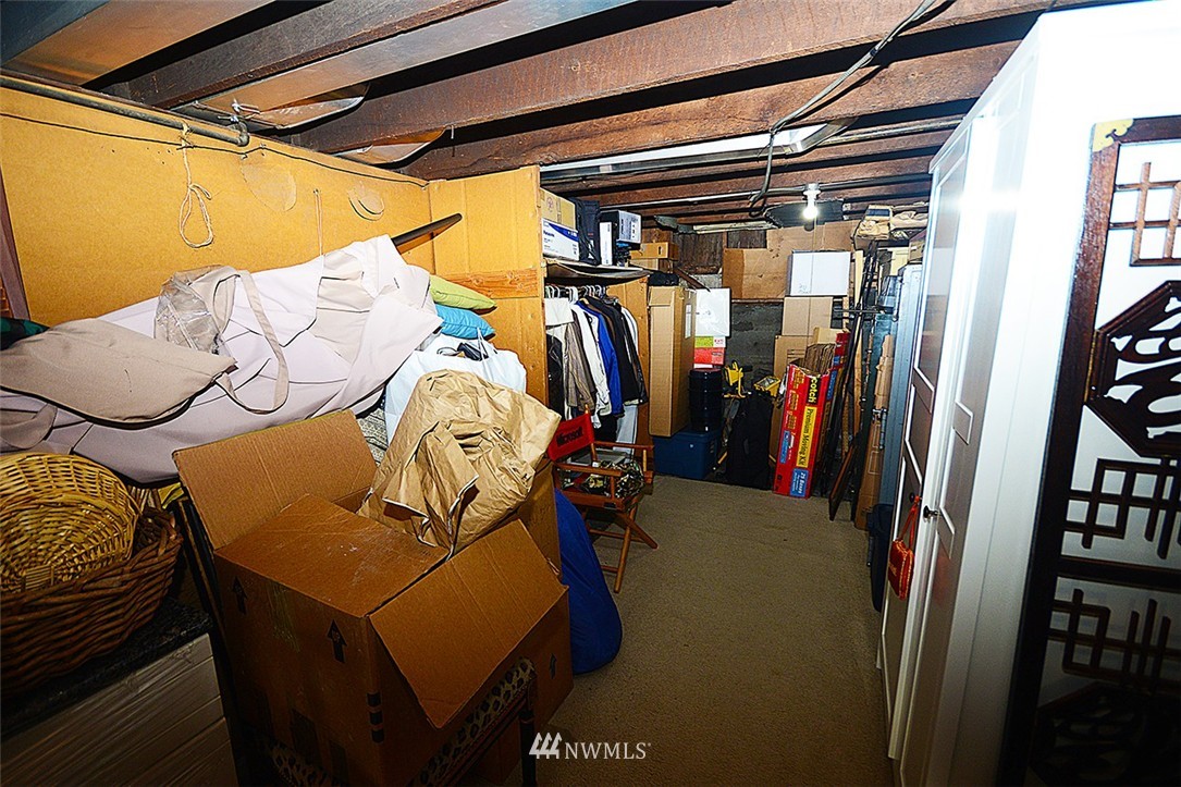 1909 North 55th Street Seattle, WA 98103 - Photo 16 of 18 Gallery Image 16