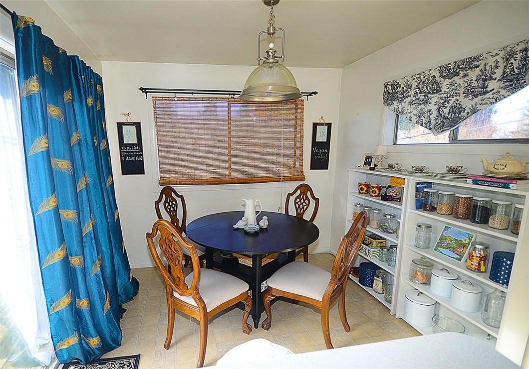 1909 North 55th Street Seattle, WA 98103 - Photo 7 of 18 Gallery Image 7