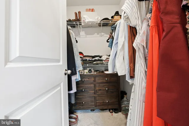 a view of walk in closet