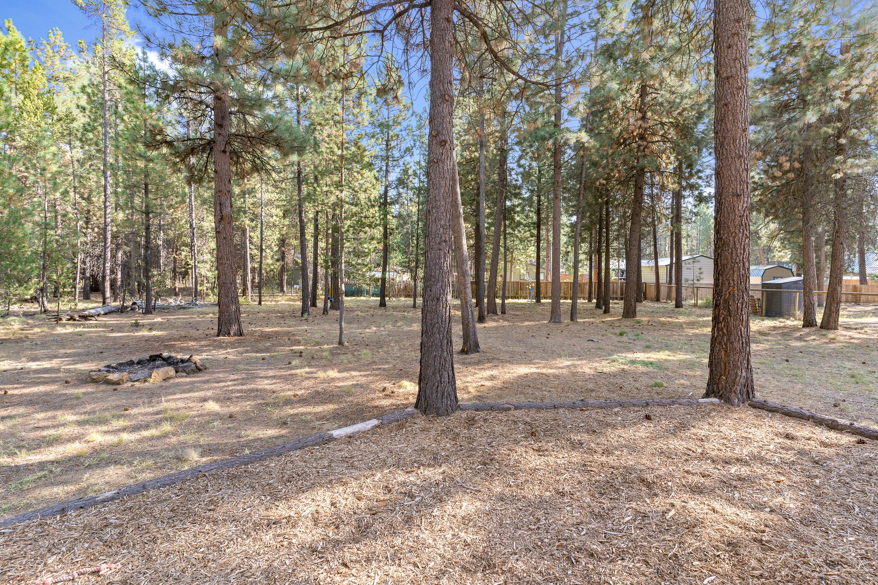 16933 Indio Road Bend, OR 97707 - Photo 11 of 40 DSC04102