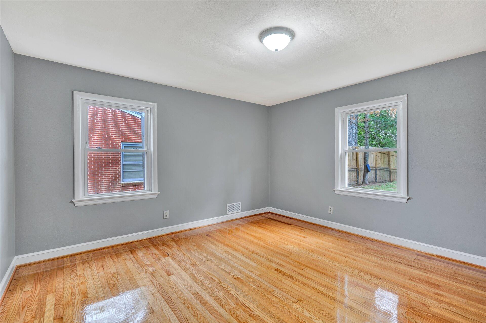 1056 Glenn Ridge Road Northwest Roanoke, VA 24017 - Photo 17 of 34 15-DSC5792
