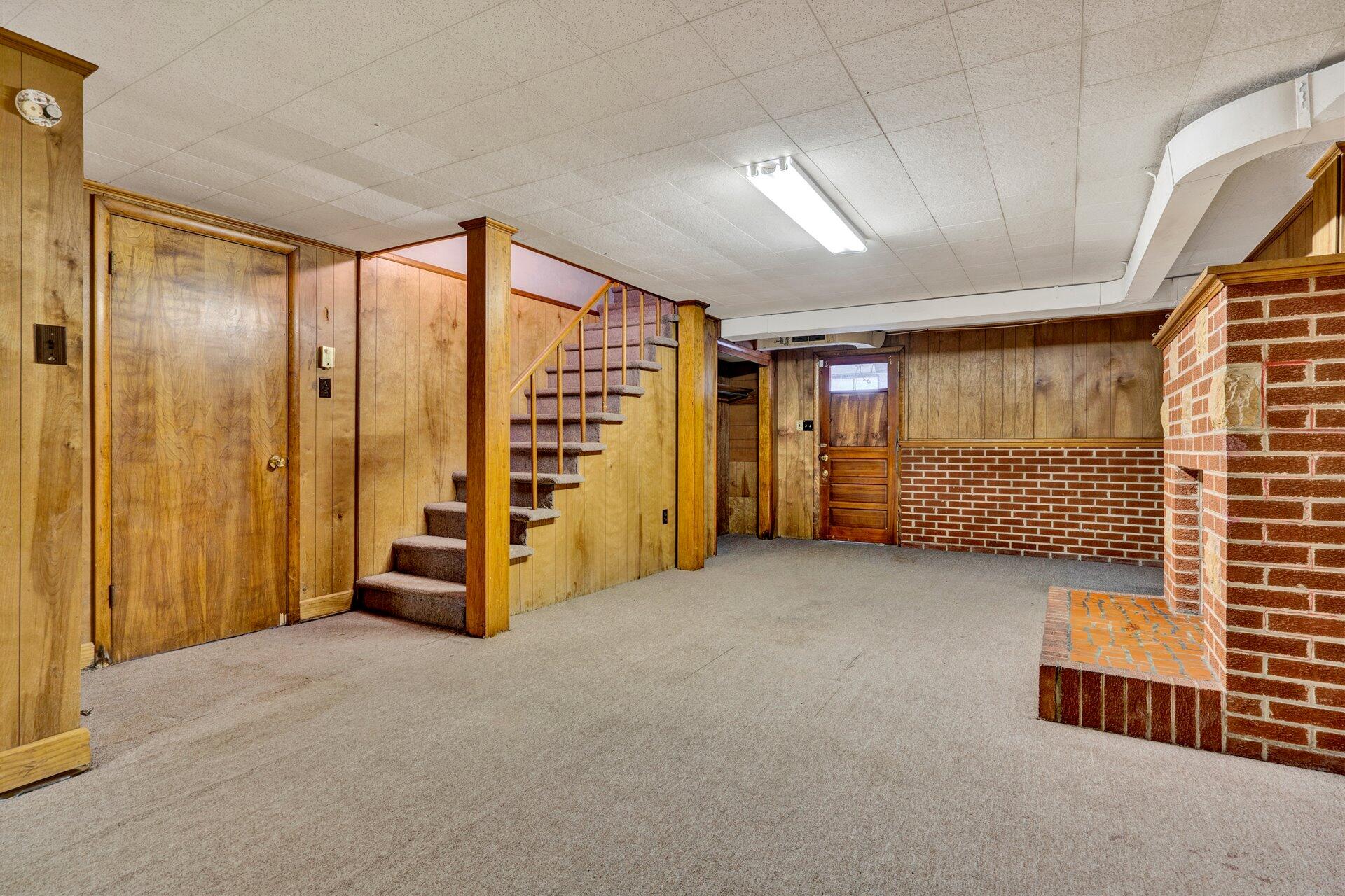 1056 Glenn Ridge Road Northwest Roanoke, VA 24017 - Photo 22 of 34 20-DSC5699