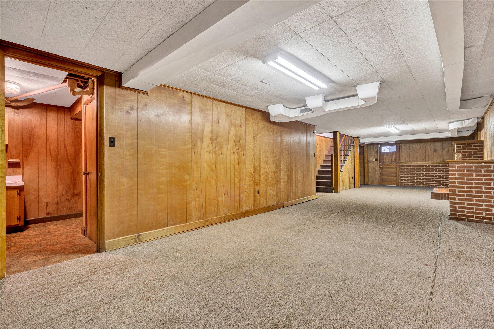 1056 Glenn Ridge Road Northwest Roanoke, VA 24017 - Photo 26 of 34 24-DSC5711