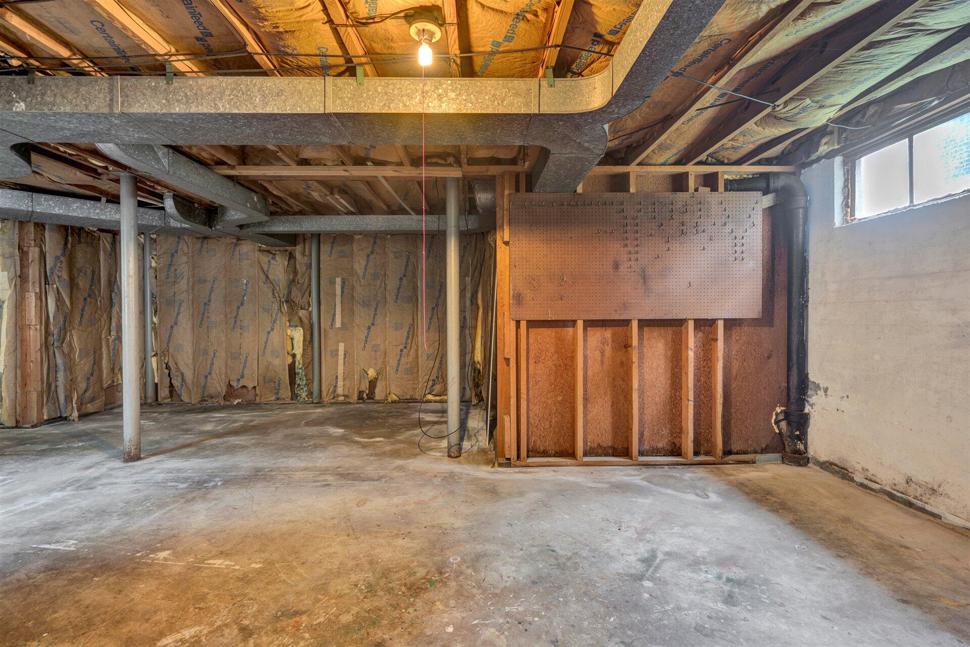 1056 Glenn Ridge Road Northwest Roanoke, VA 24017 - Photo 32 of 34 30-DSC5732