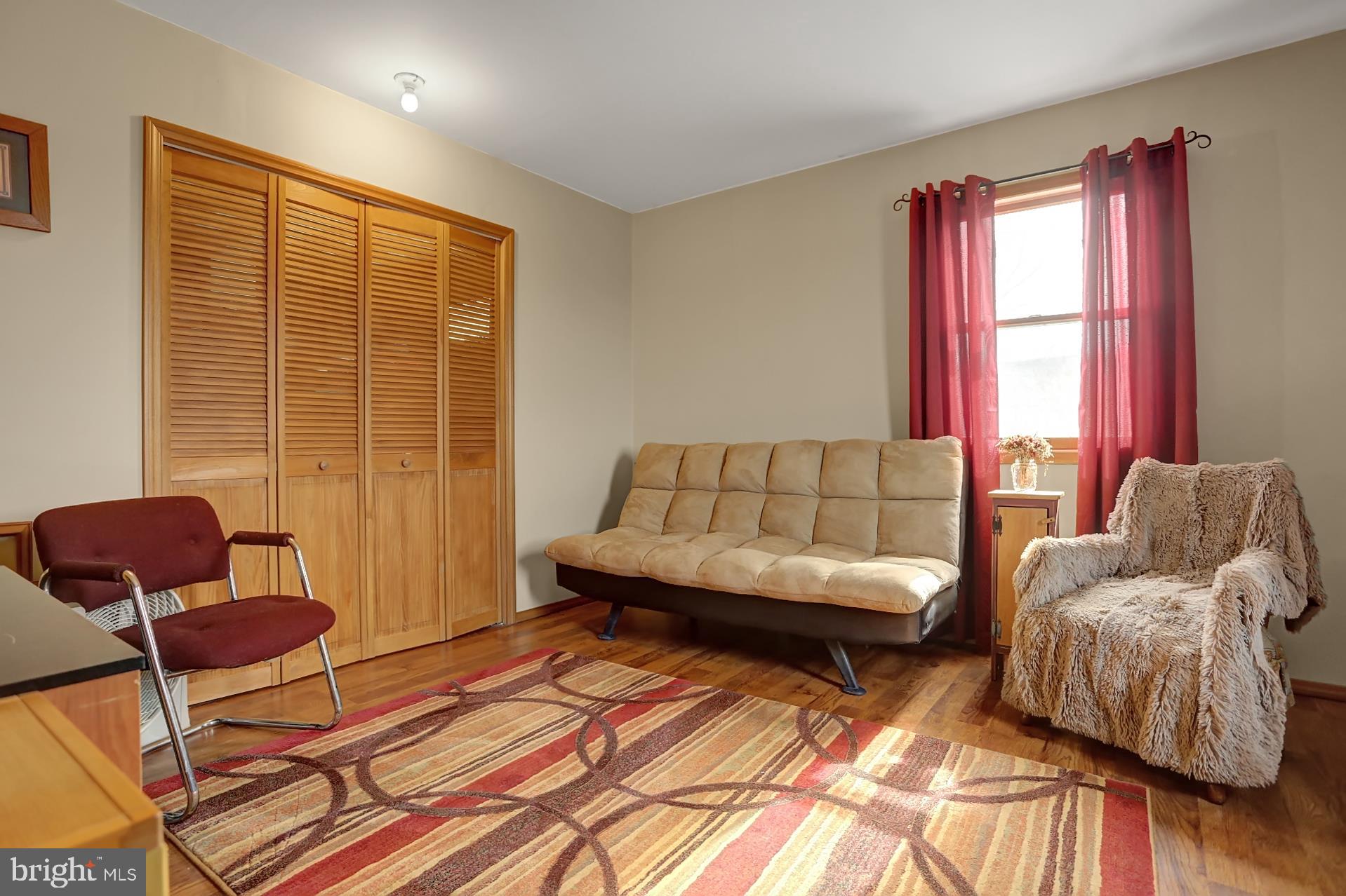 253 South View Road Fleetwood, PA 19522 - Photo 21 of 35 2nd floor office or bedroom w/storage area.
