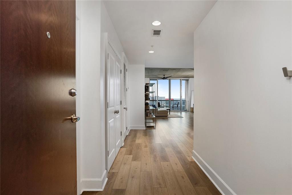 3300 Windy Ridge Parkway Southeast, Unit 1611 Atlanta, GA 30339 - Photo 4 of 40