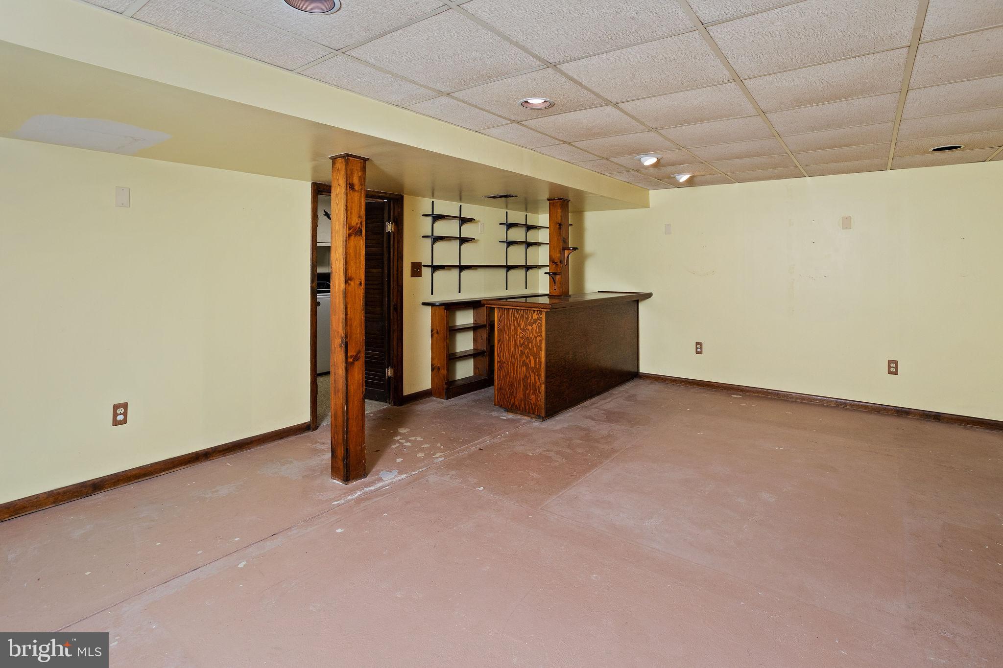 96 Bordentown Chesterfield Road Chesterfield, NJ 08515 - Photo 26 of 42 a view of a livingroom with furniture