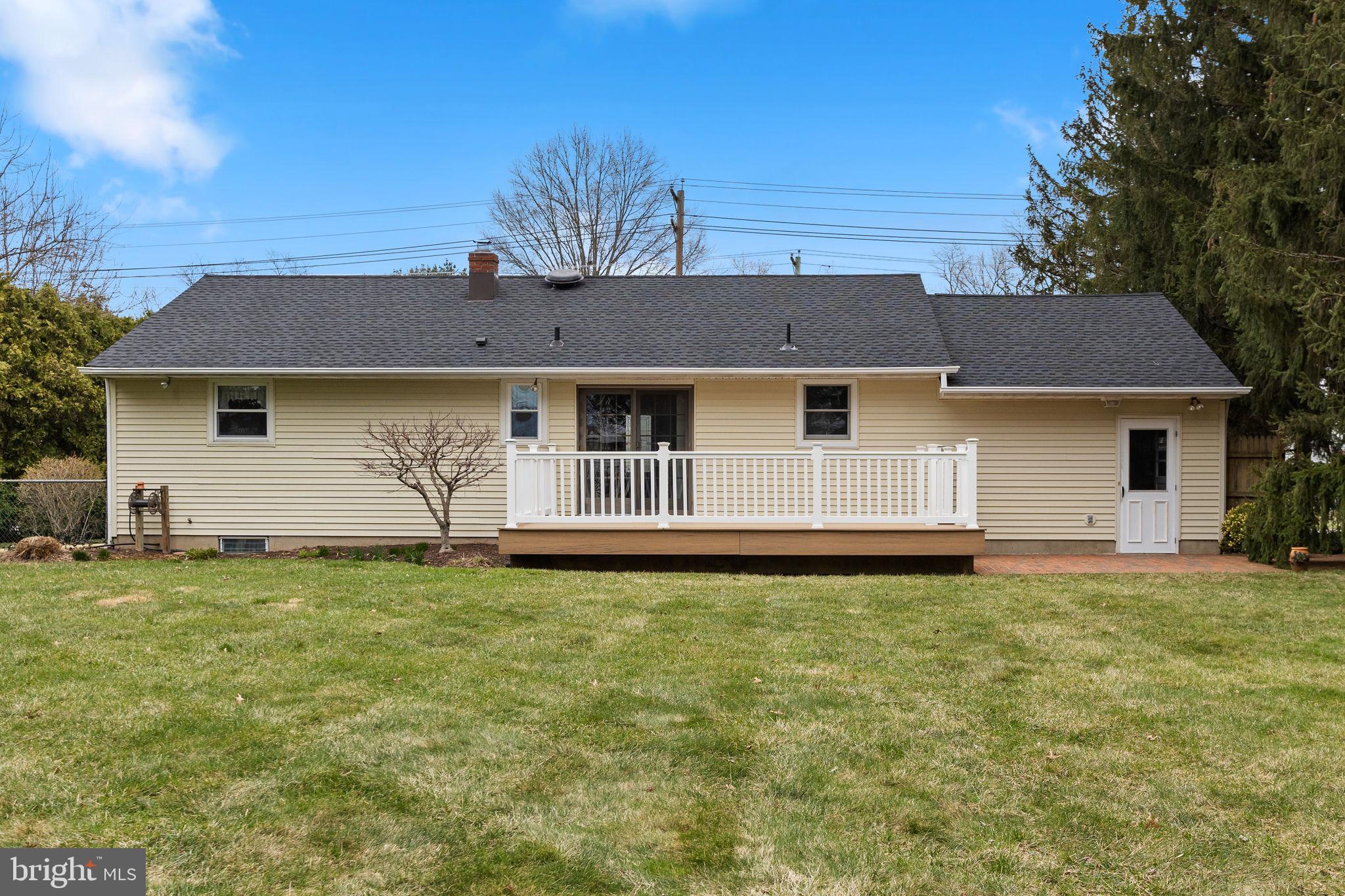 96 Bordentown Chesterfield Road Chesterfield, NJ 08515 - Photo 29 of 42 a front view of a house with a garden
