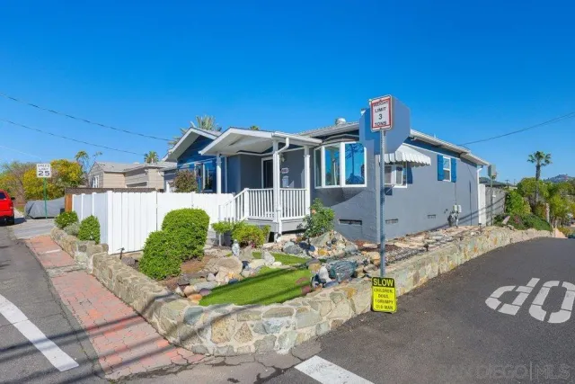 $869,000 | 4605 Pomona Avenue, La Mesa, CA 91942