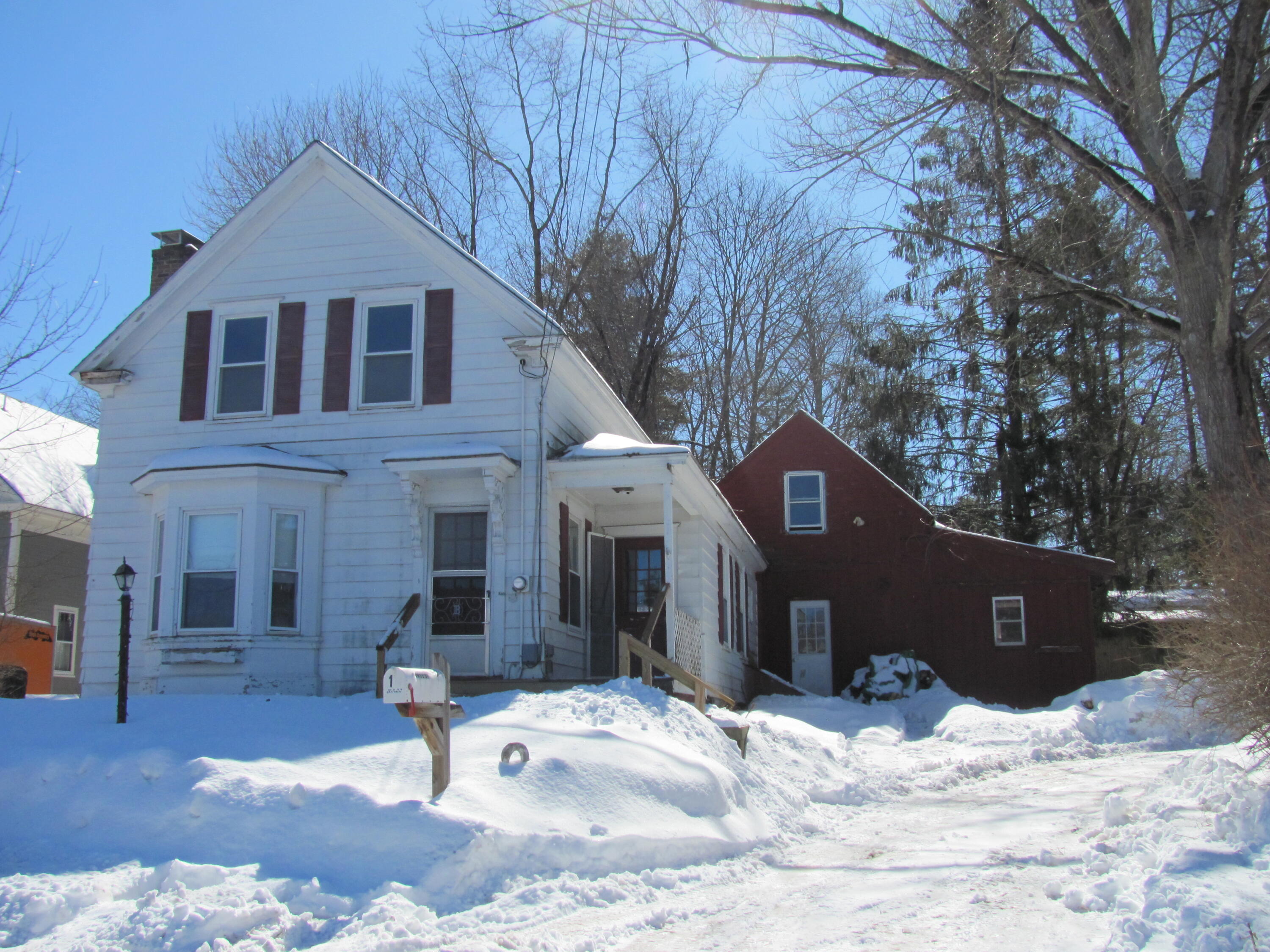 1 Hall Street Kennebunk, ME 04043 - Photo 2 of 20 Burr Estate 197