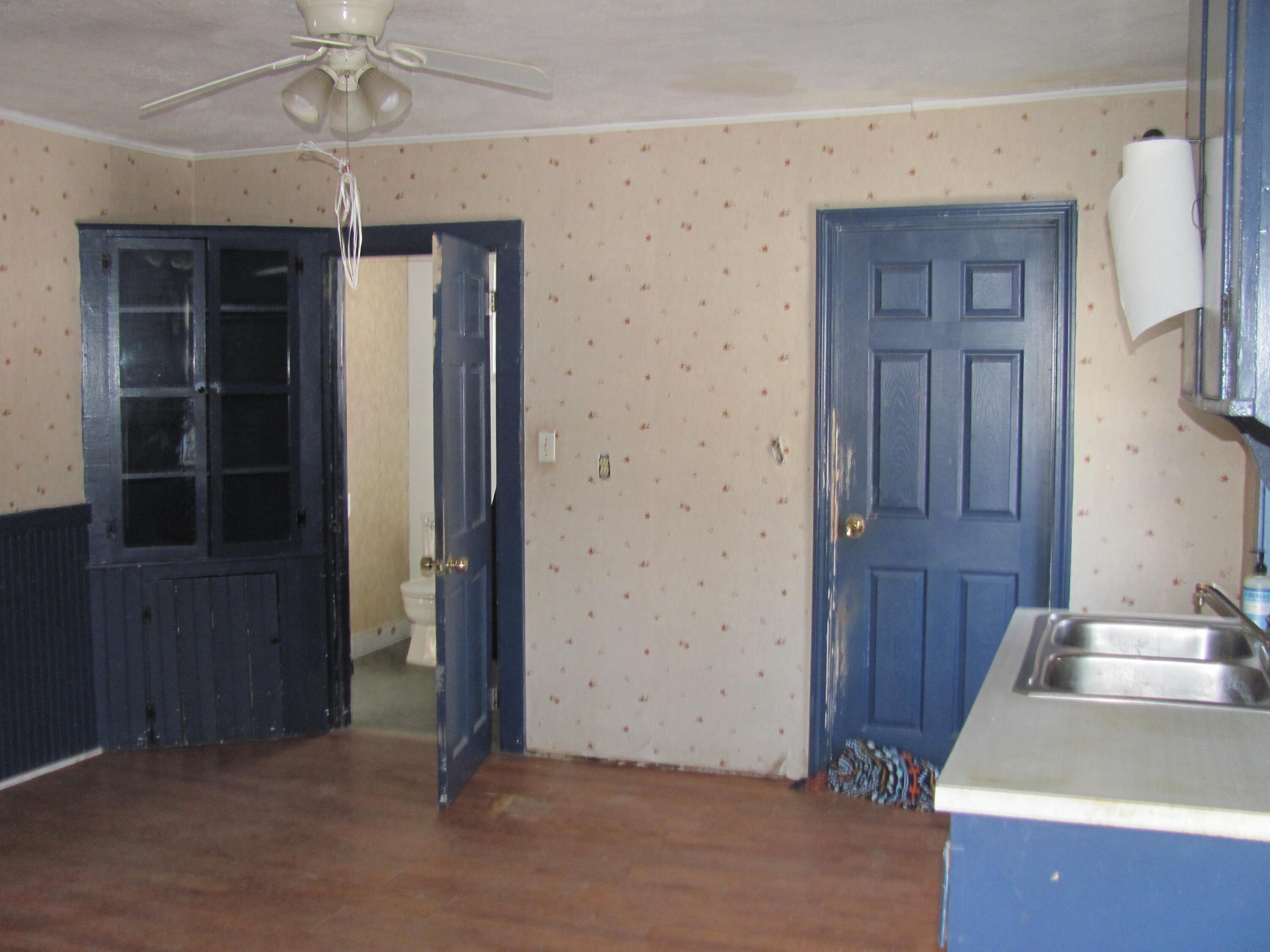 1 Hall Street Kennebunk, ME 04043 - Photo 4 of 20 Burr Estate 199