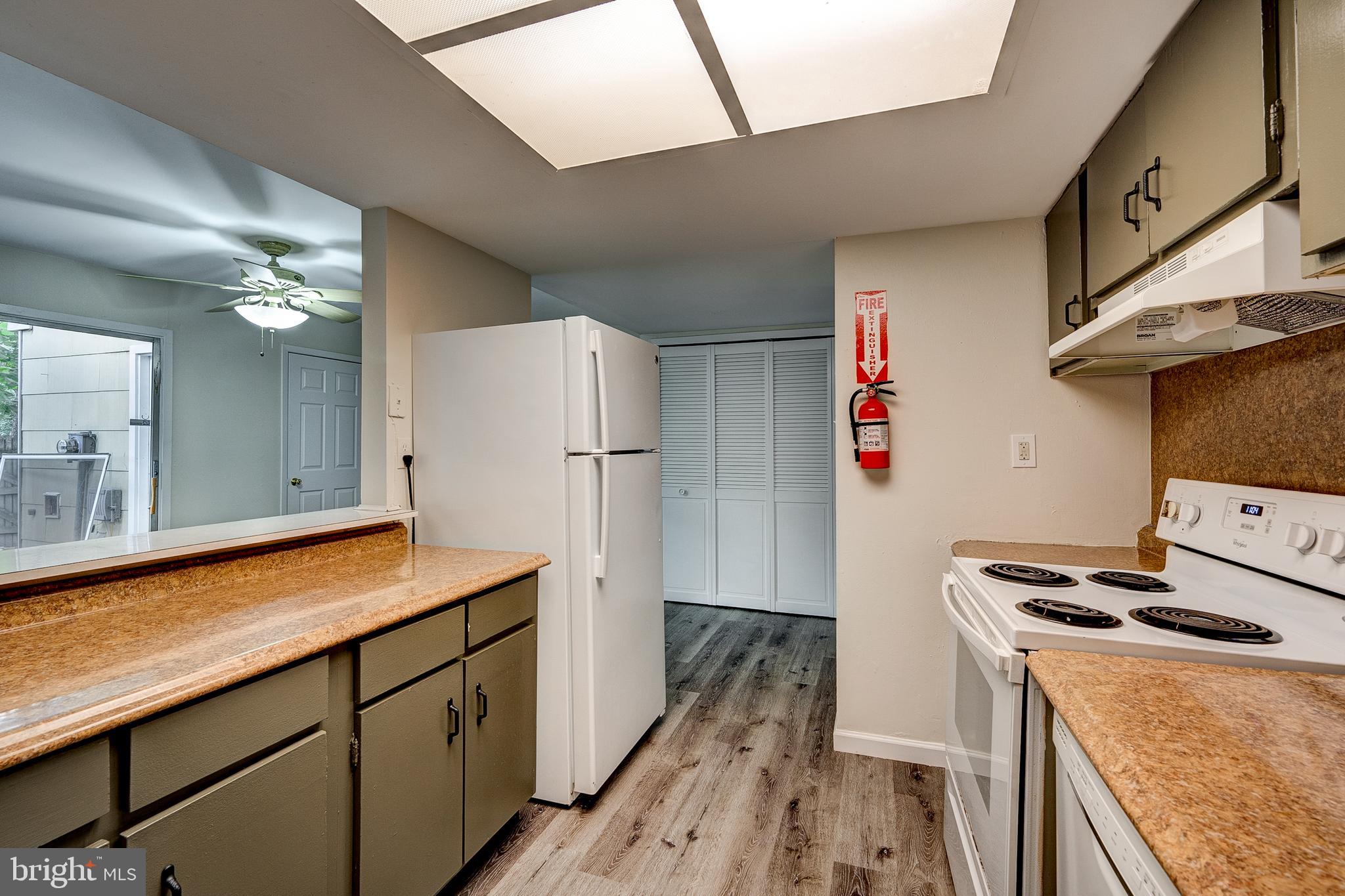 28 Rutledge Place Willingboro, NJ 08046 - Photo 12 of 31 Gallery Image 12