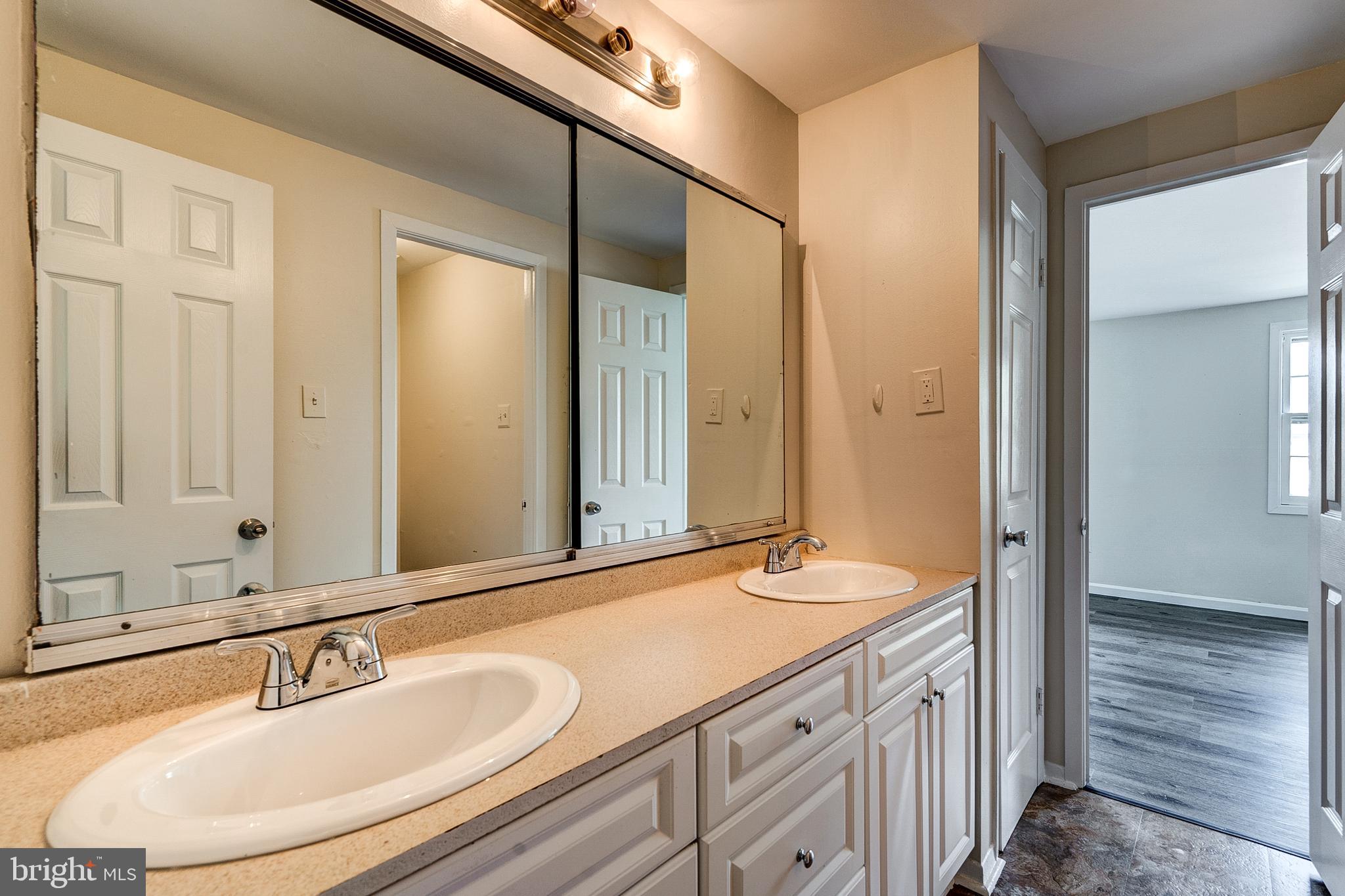 28 Rutledge Place Willingboro, NJ 08046 - Photo 25 of 31 Gallery Image 25
