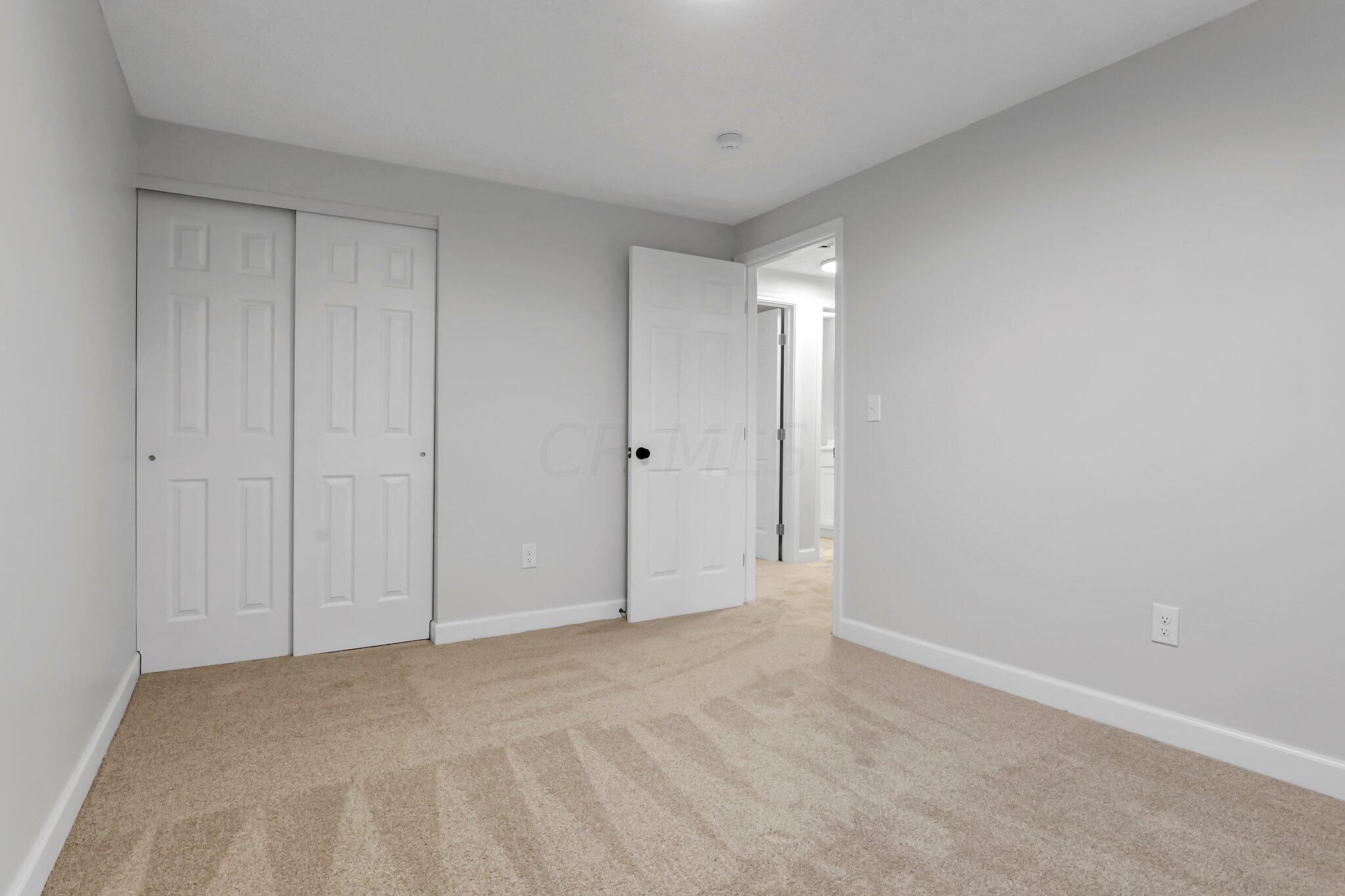 3628 Arnsby Road Columbus, OH 43232 - Photo 23 of 41 38-web-or-mls-0N4A6163