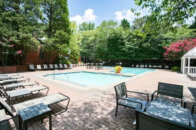 $1,653 | 100 Ashford Gables Drive, Unit 8A212, Dunwoody, GA 30338