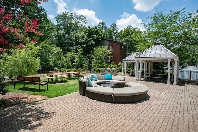 $1,653 | 100 Ashford Gables Drive, Unit 8A212, Dunwoody, GA 30338