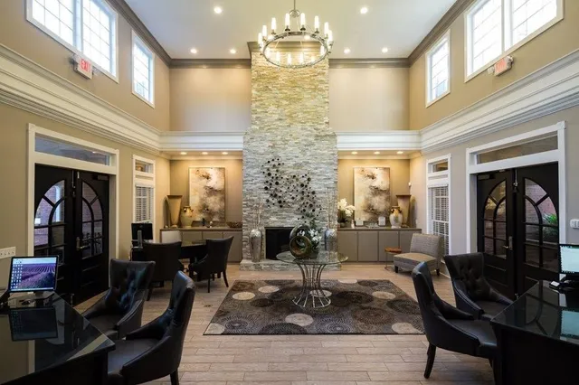 $1,653 | 100 Ashford Gables Drive, Unit 8A212, Dunwoody, GA 30338