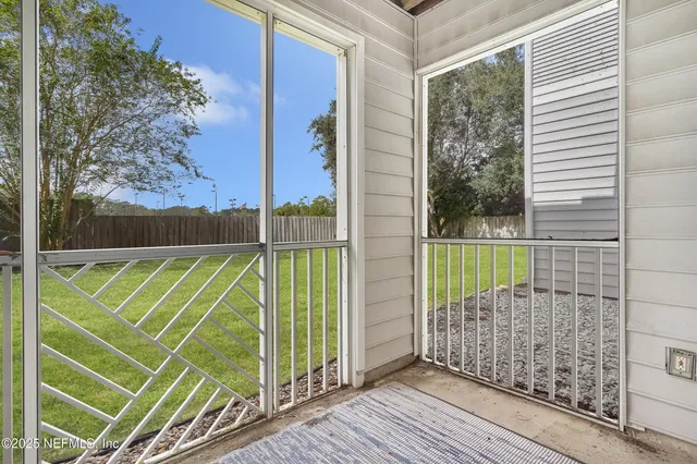 a view of a tennis court