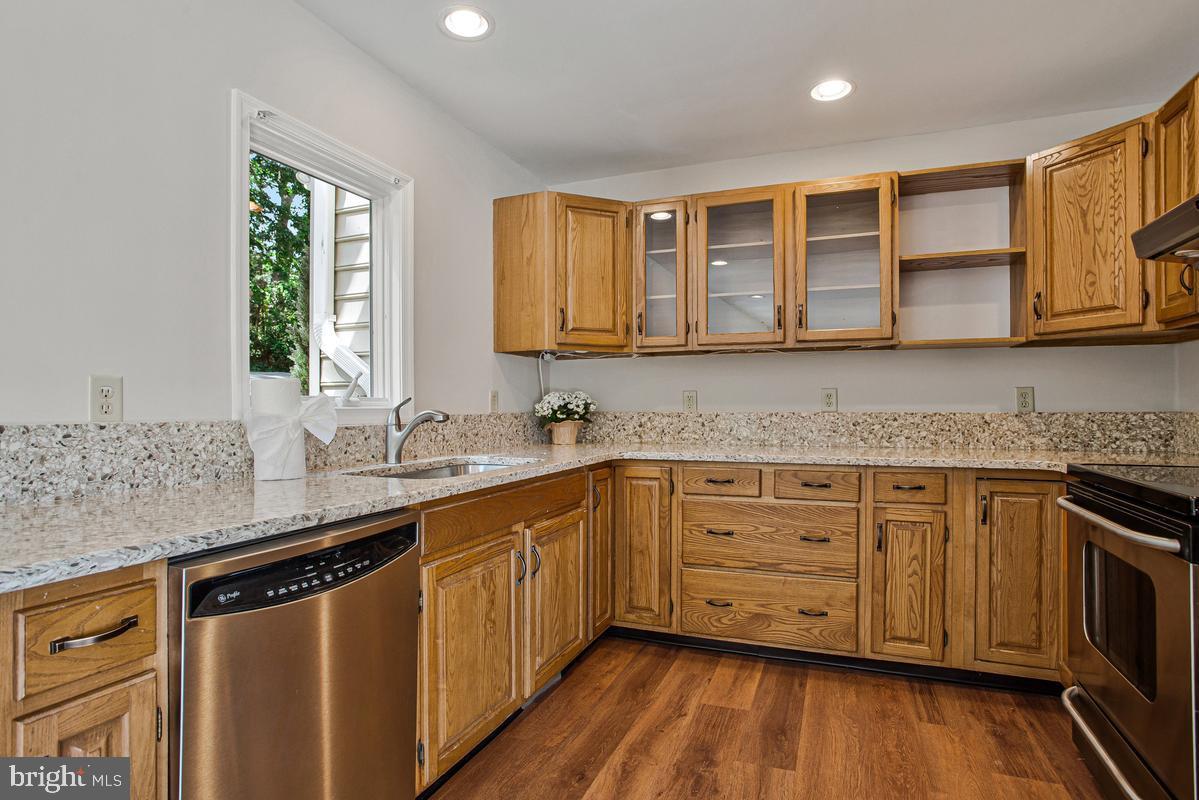 421 Edgewater Road Pasadena, MD 21122 - Photo 8 of 51 Kitchen