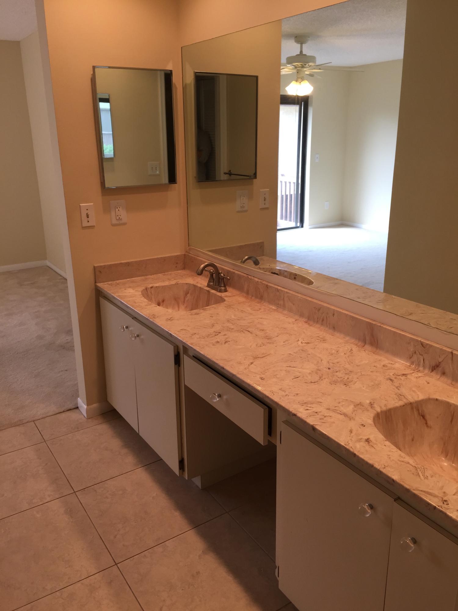 5831 Fox Hollow Drive, Unit C Boca Raton, FL 33486 - Photo 21 of 38 IMG_0027