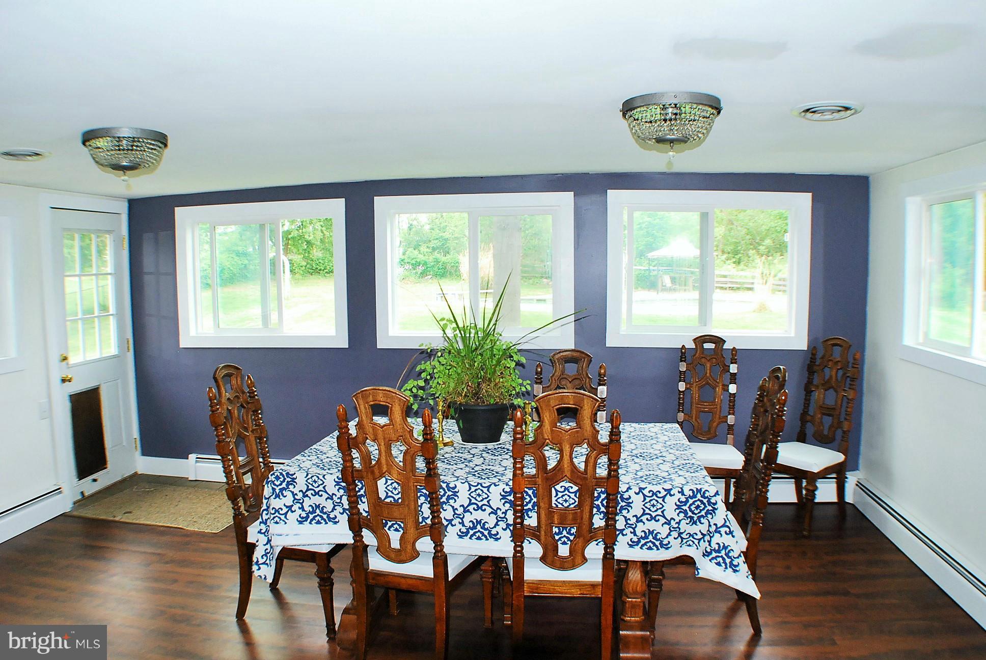 7995 Summit Point Road Charles Town, WV 25414 - Photo 9 of 30 Dining Room