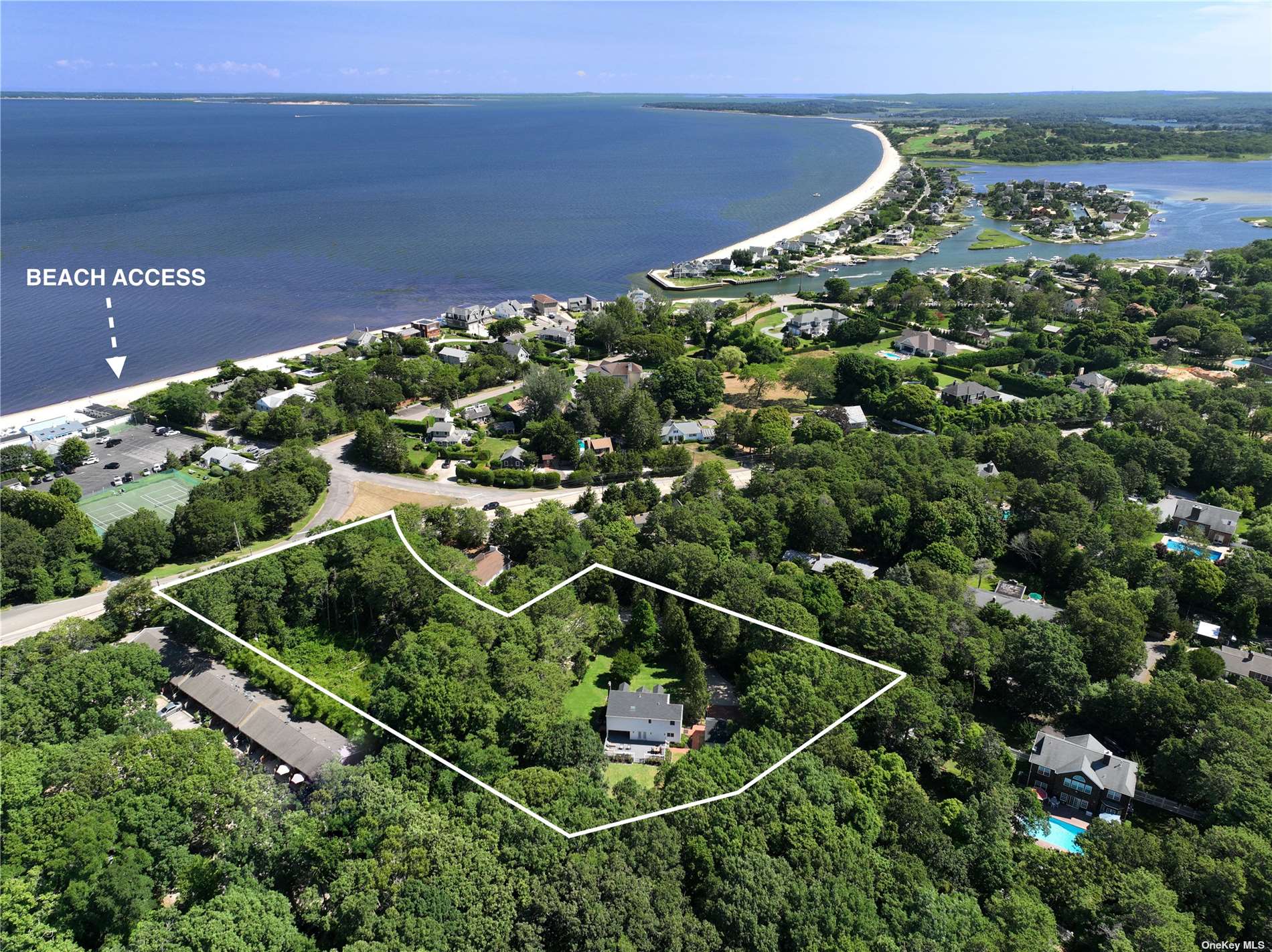 118 North Road Hampton Bays, NY 11946 - Photo 1 of 1 Gallery Image 1