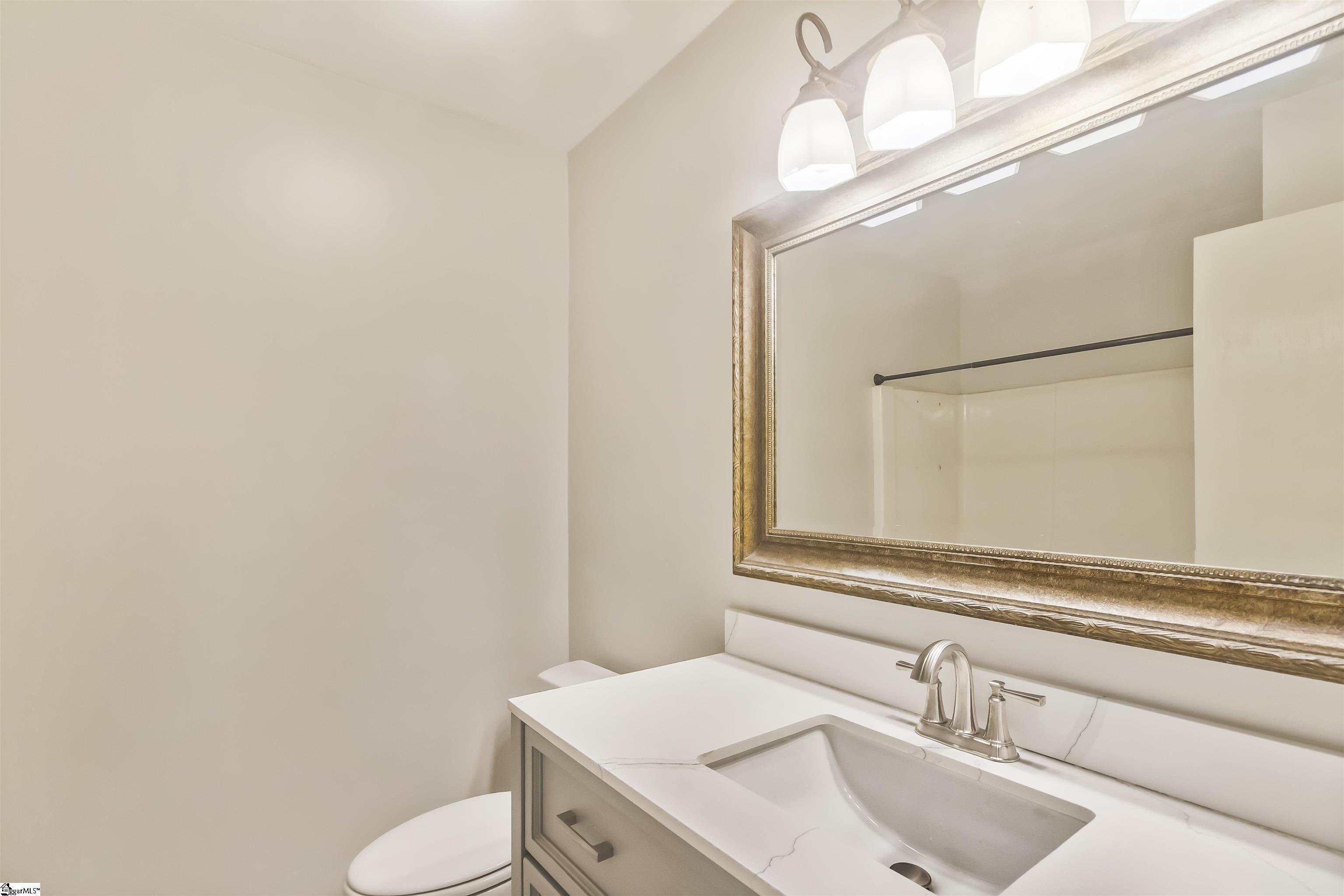 313 Poplar Lane Mauldin, SC 29662 - Photo 10 of 32 Gallery Image 10