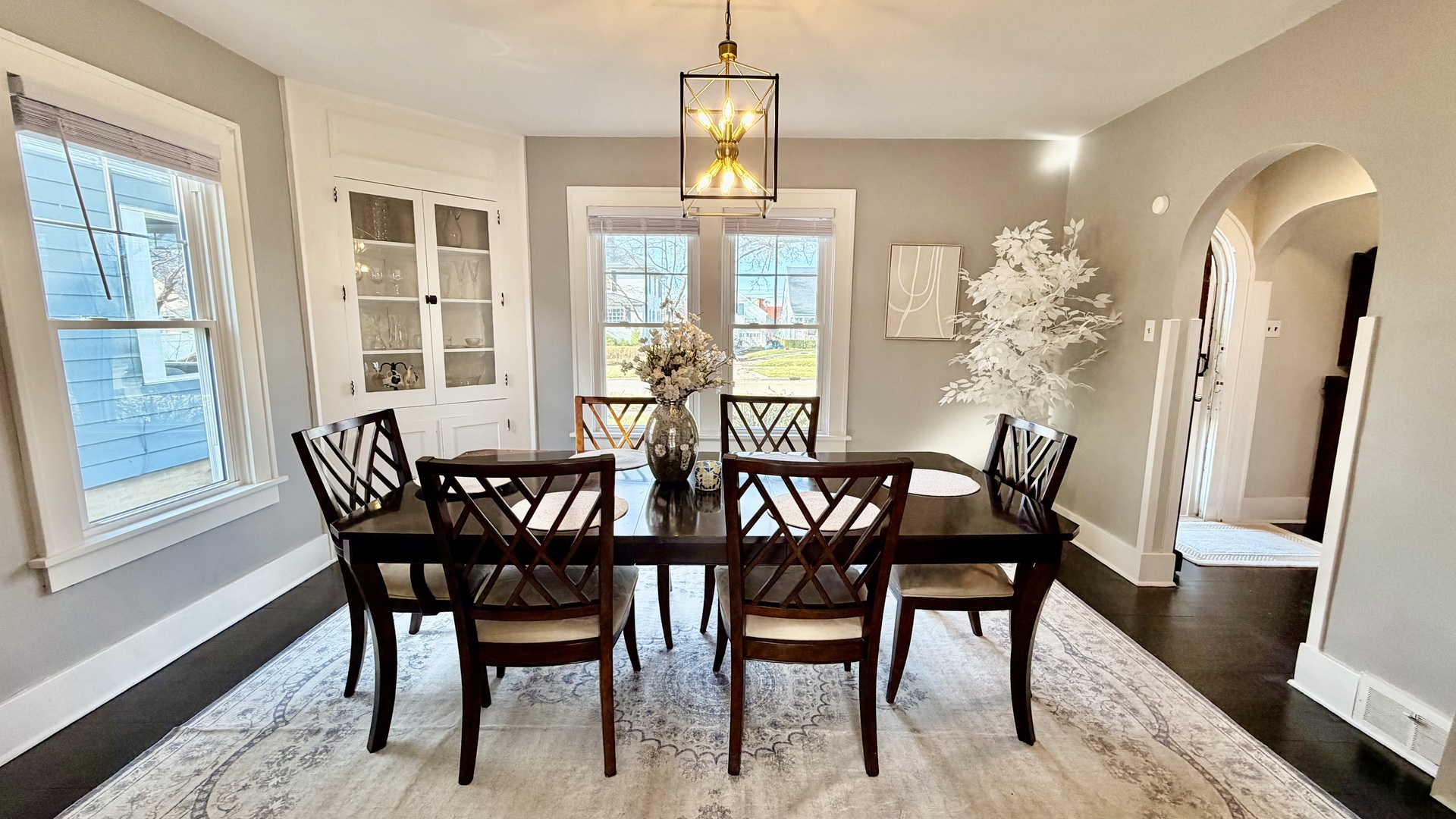 909 East 3rd Street Centralia, IL 62801 - Photo 10 of 25 a view of a dining room with furniture window and wooden floor