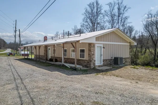 $448,000 | 4494 Gainesville Highway, Blairsville, GA 30512