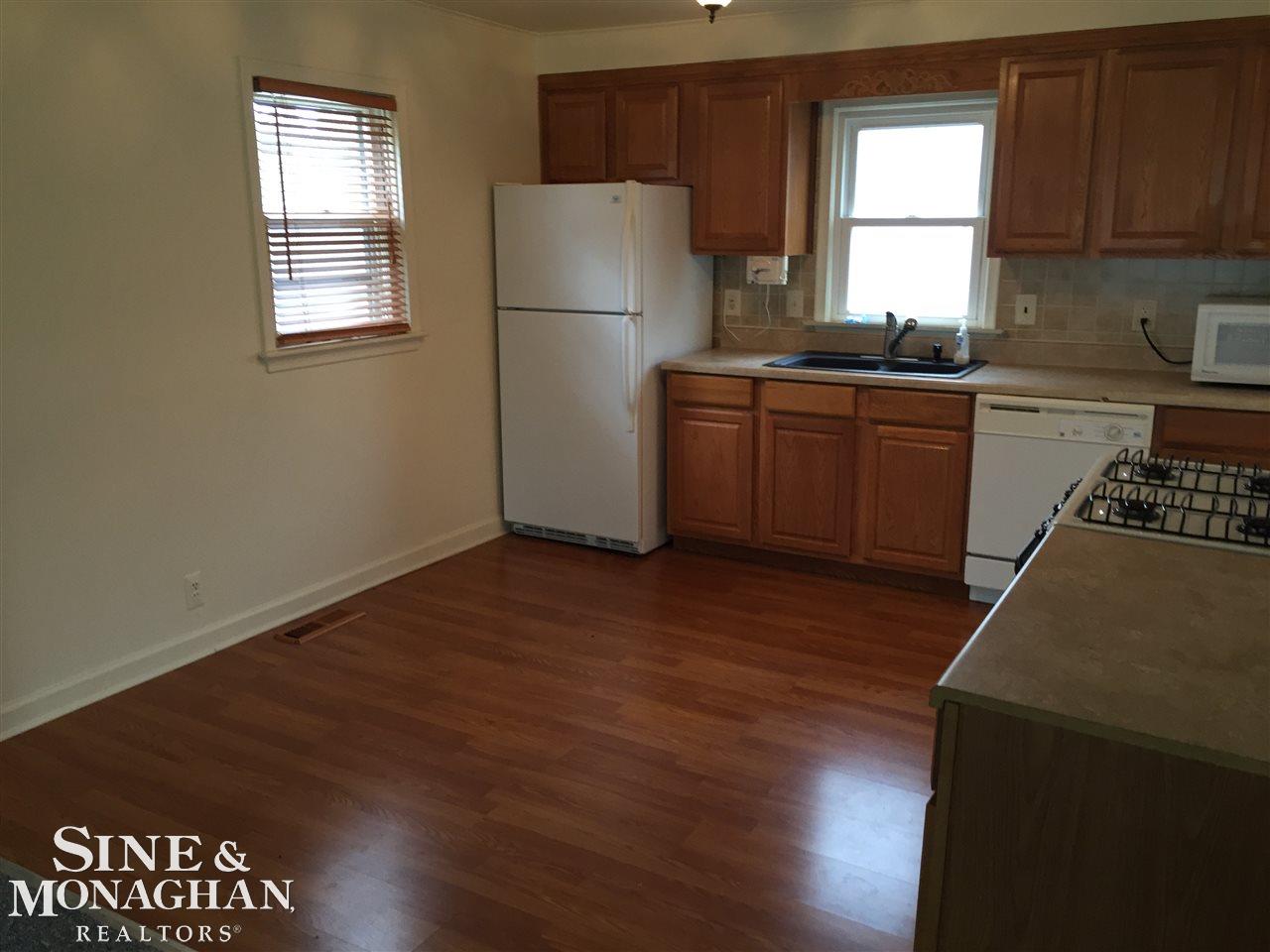 33645 Schneider Road Chesterfield, MI 48047 - Photo 9 of 22
