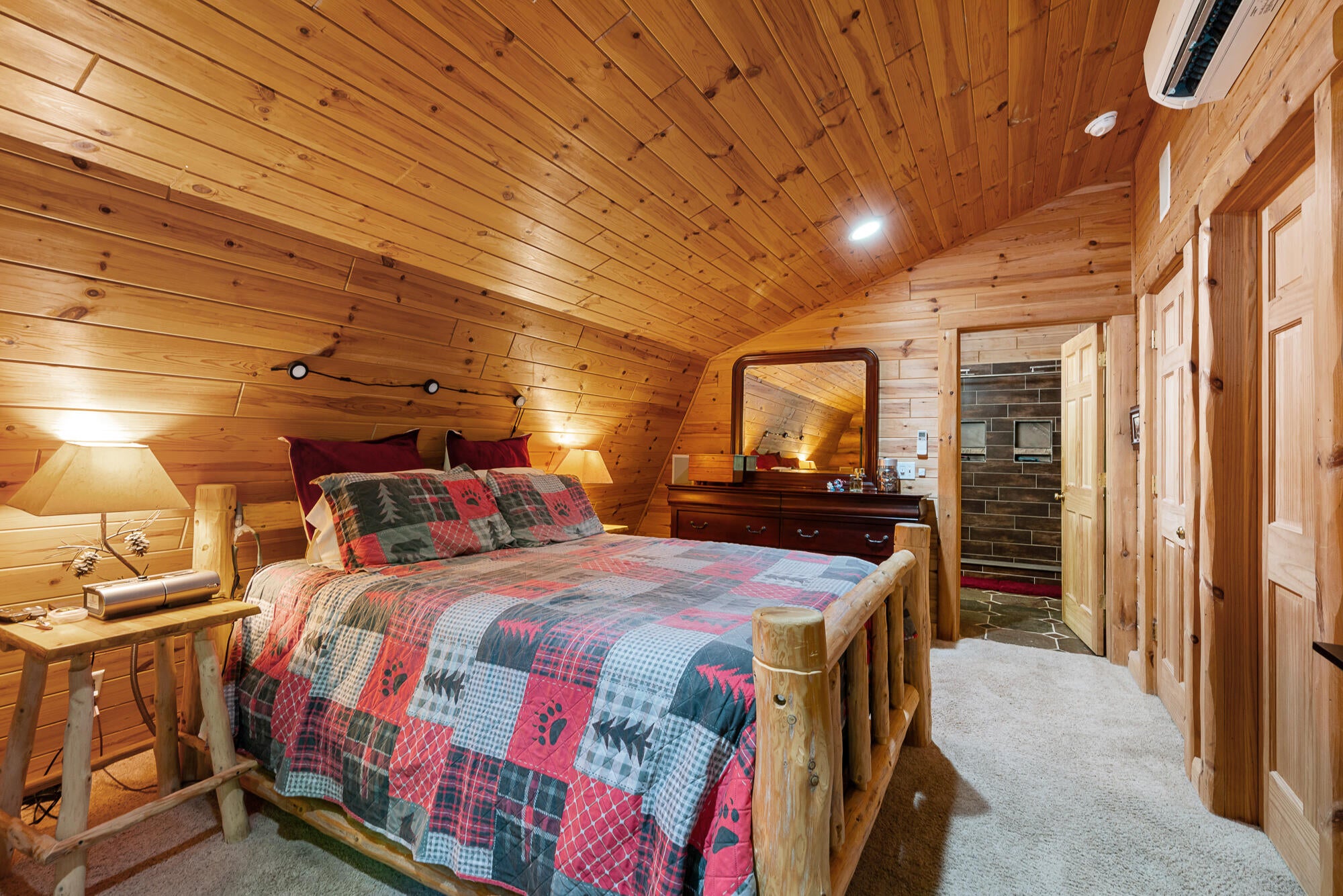 1725 Abbey Road Petoskey, MI 49770 - Photo 15 of 55 Gallery Image 15