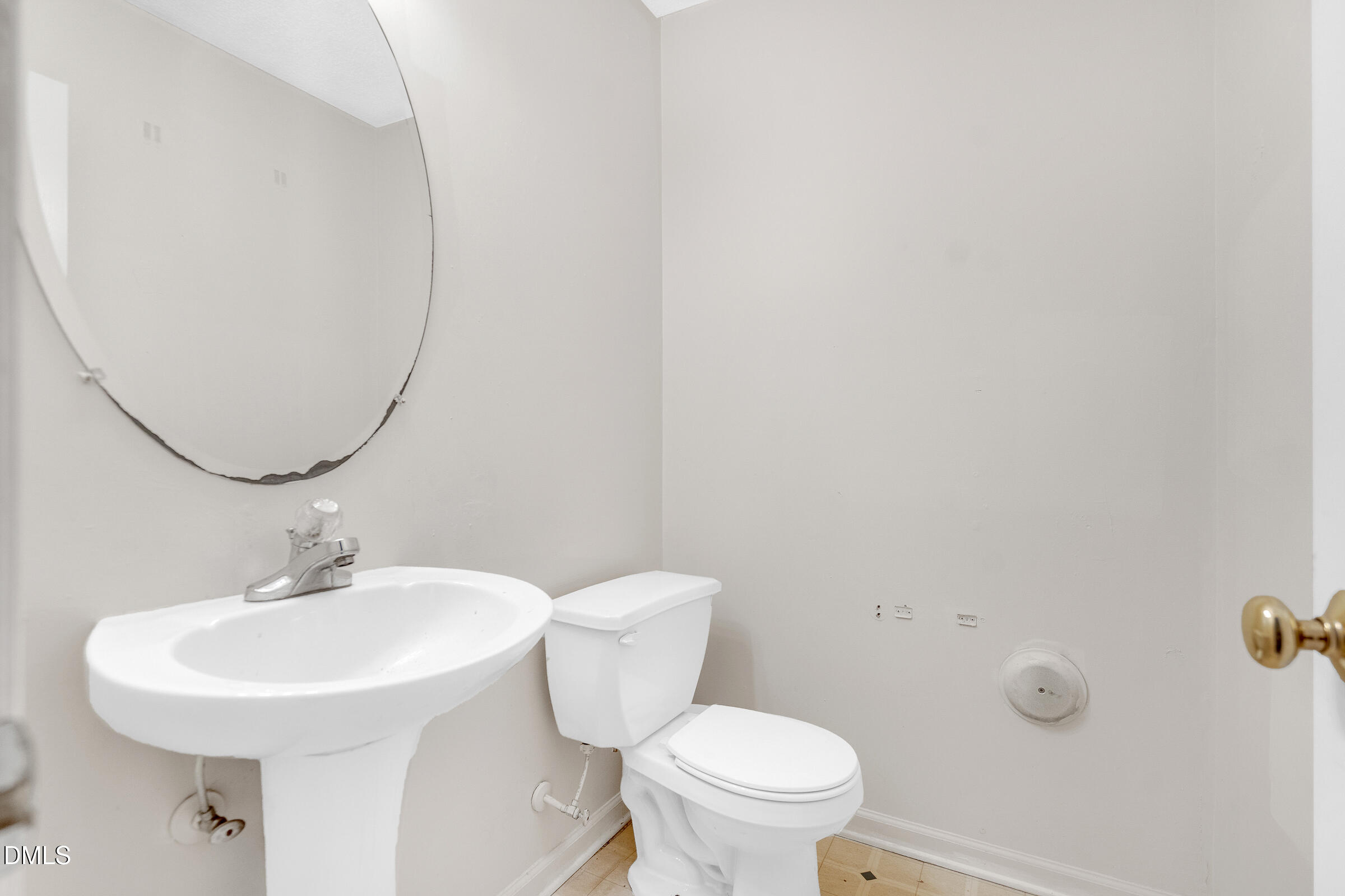 2232 Violet Bluff Court Raleigh, NC 27610 - Photo 14 of 19 DSC03482