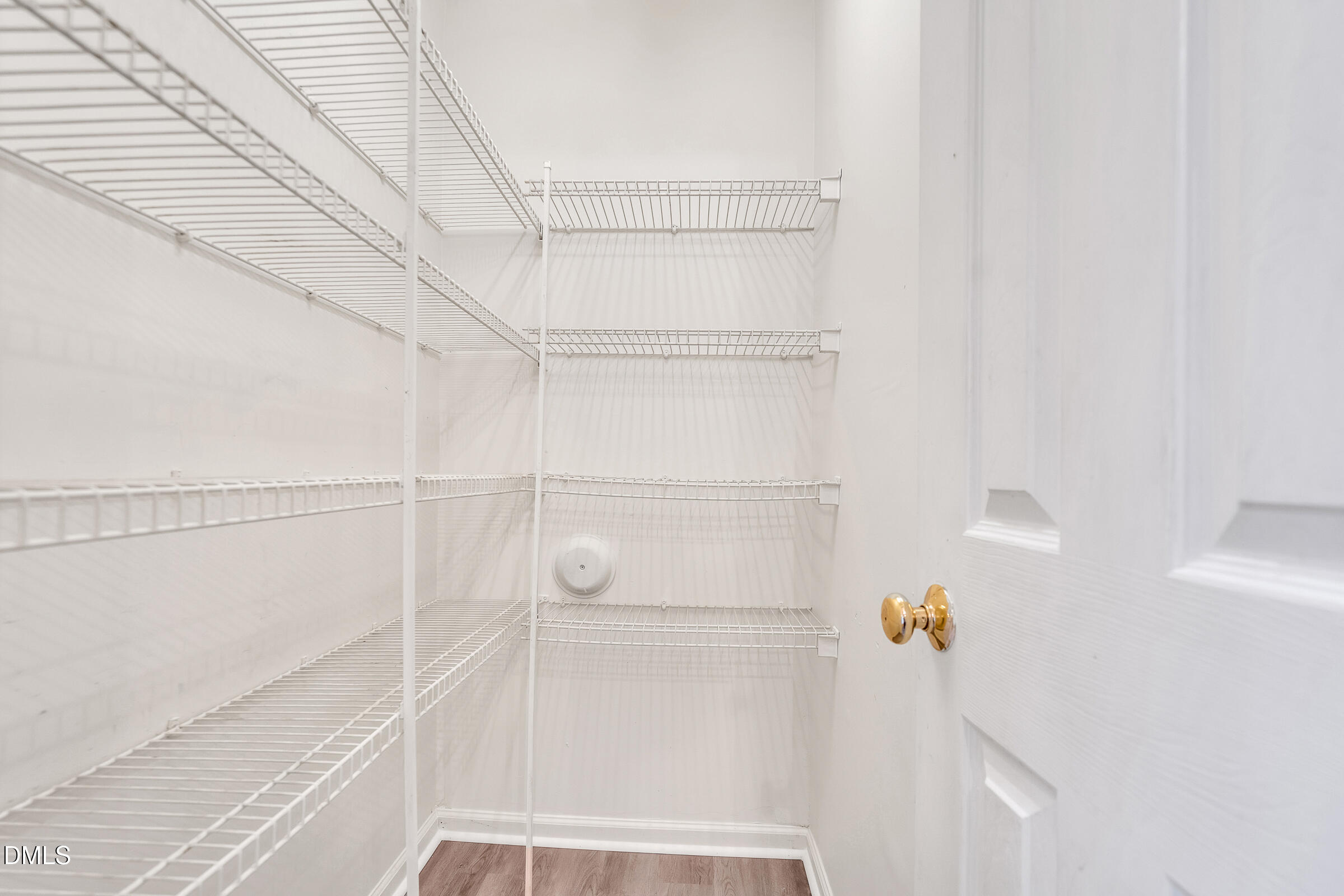 2232 Violet Bluff Court Raleigh, NC 27610 - Photo 6 of 19 DSC03472