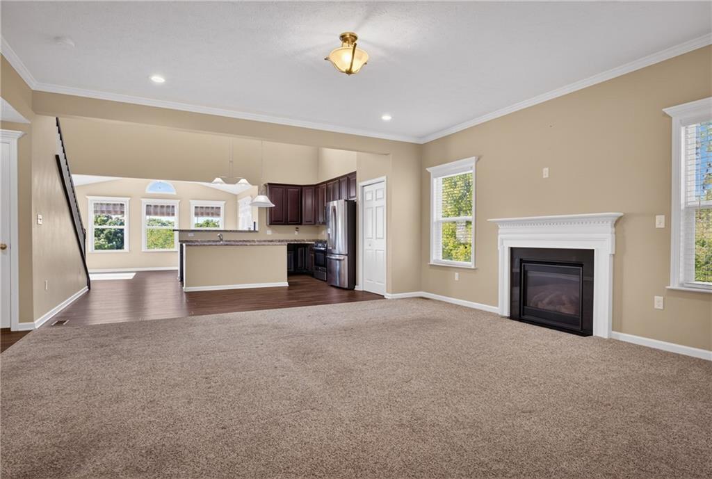 229 West Country Barn Road Houston, PA 15342 - Photo 4 of 50