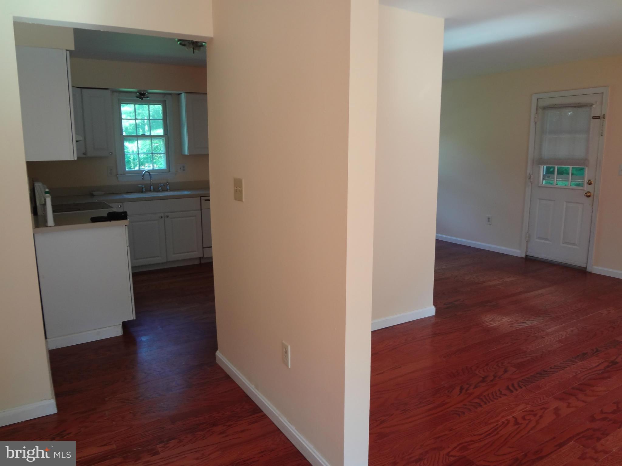 12705 Archery Road Fredericksburg, VA 22407 - Photo 4 of 20 Interior (General)