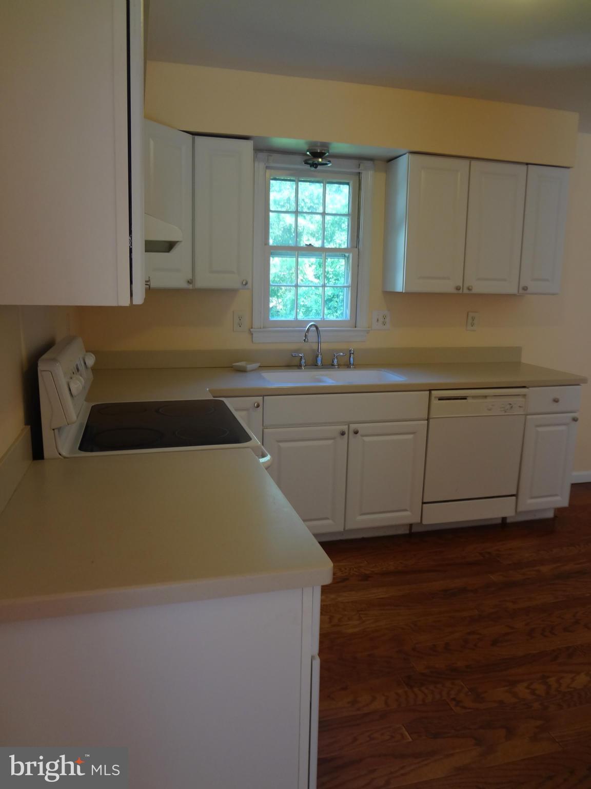 12705 Archery Road Fredericksburg, VA 22407 - Photo 5 of 20 Kitchen