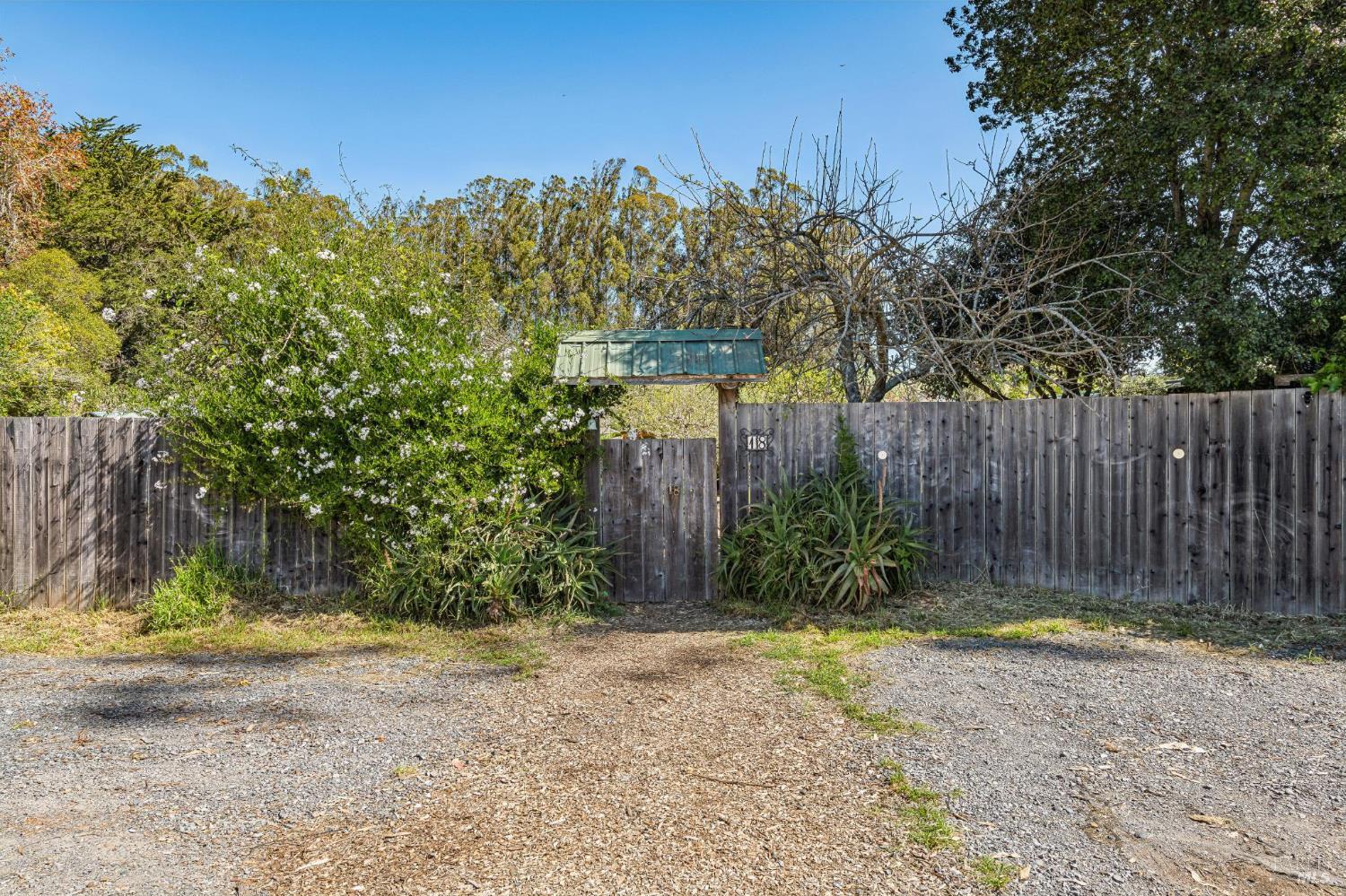 18 Cypress Road Point Reyes Station, CA 94956 - Photo 45 of 69