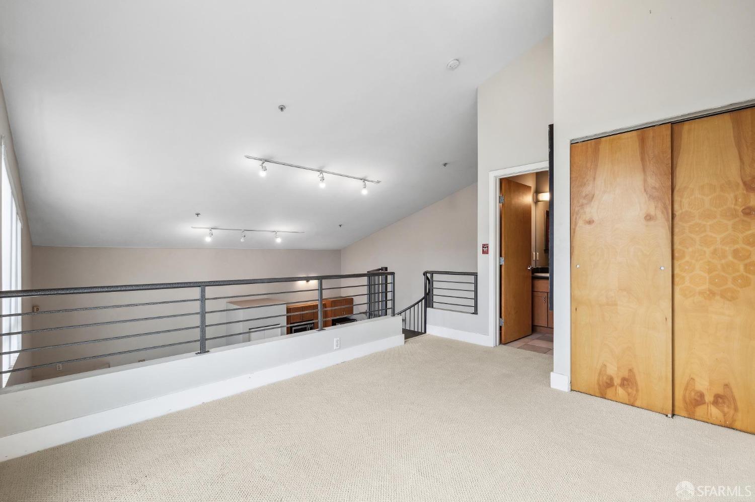 675 8th Street, Unit 14 Oakland, CA 94607 - Photo 18 of 28