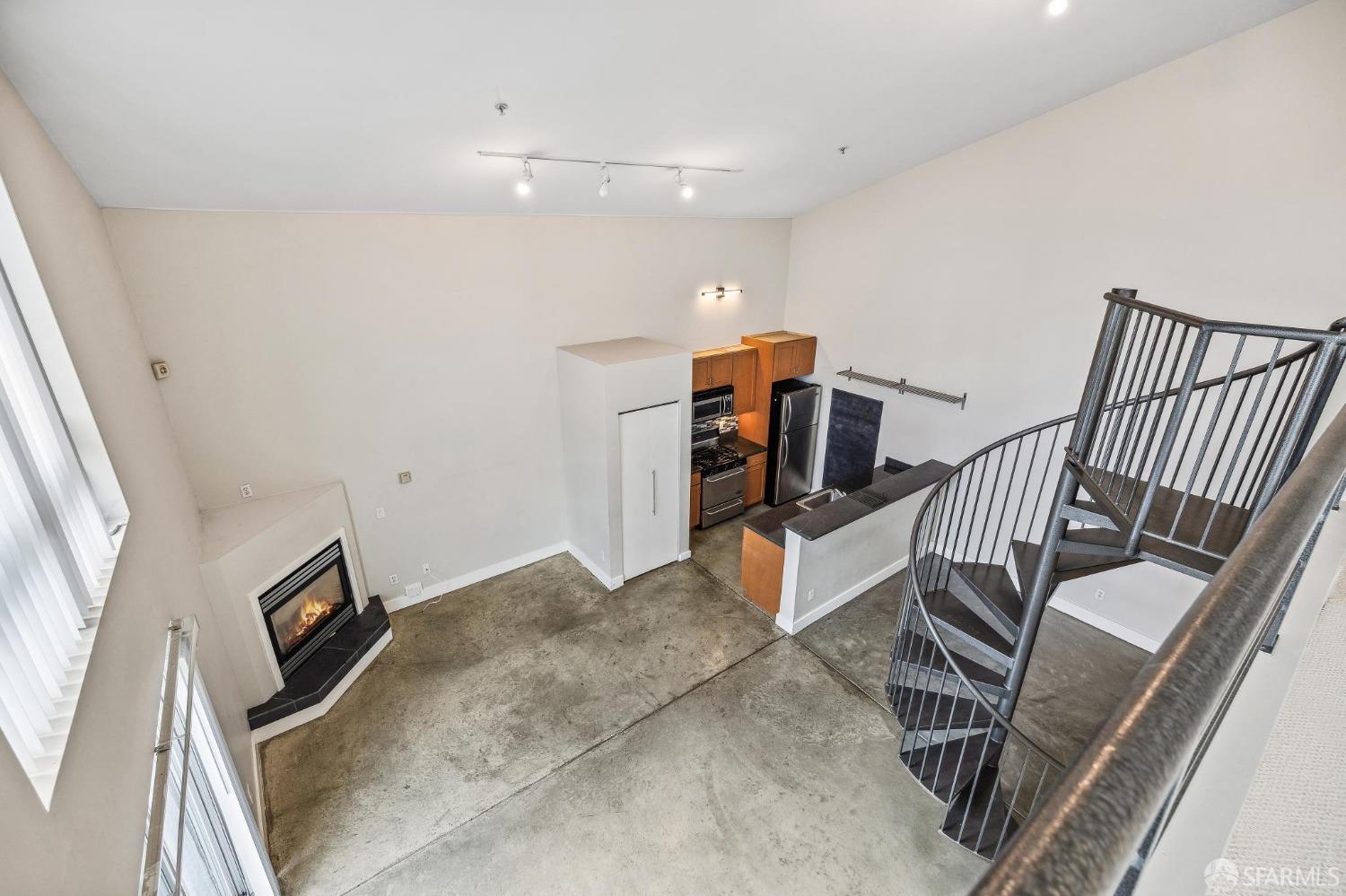 675 8th Street, Unit 14 Oakland, CA 94607 - Photo 20 of 28