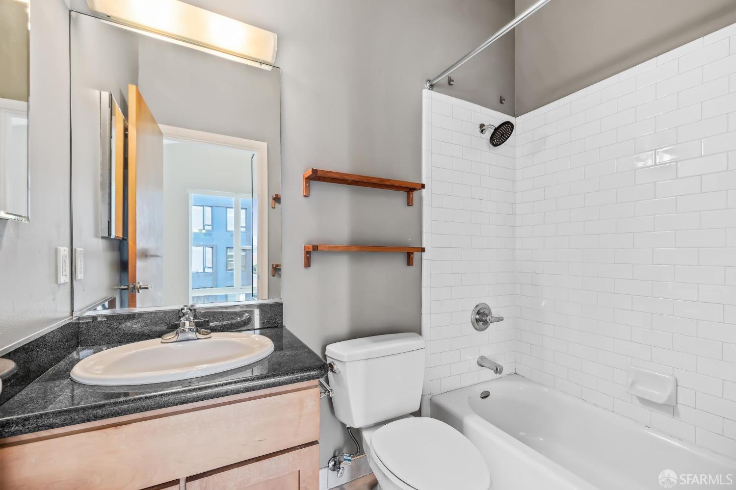 675 8th Street, Unit 14 Oakland, CA 94607 - Photo 21 of 28