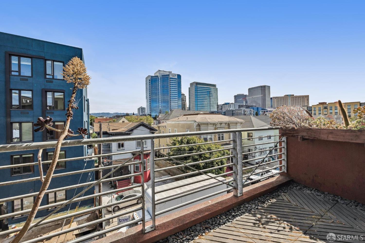 675 8th Street, Unit 14 Oakland, CA 94607 - Photo 22 of 28