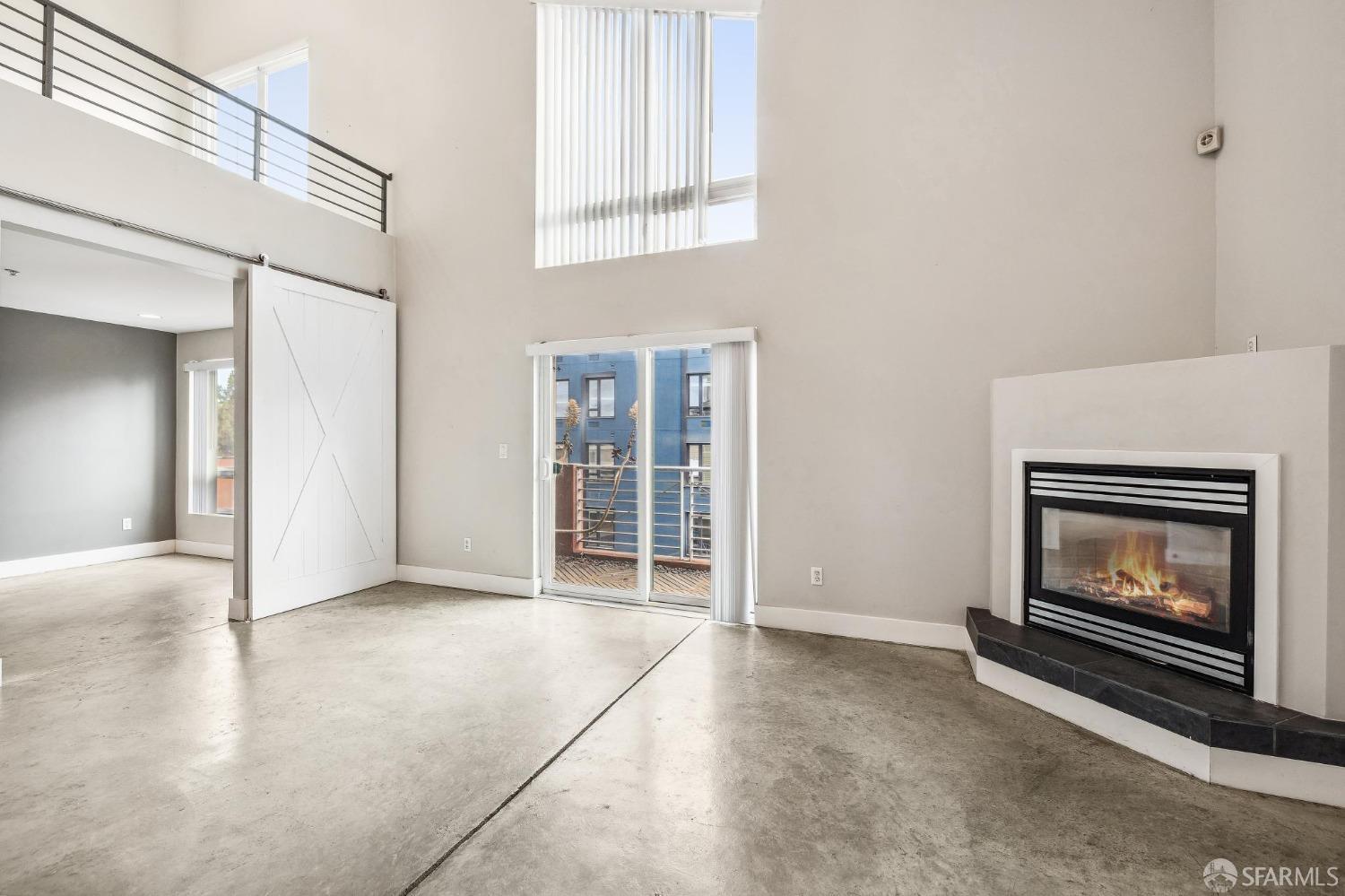 675 8th Street, Unit 14 Oakland, CA 94607 - Photo 7 of 28