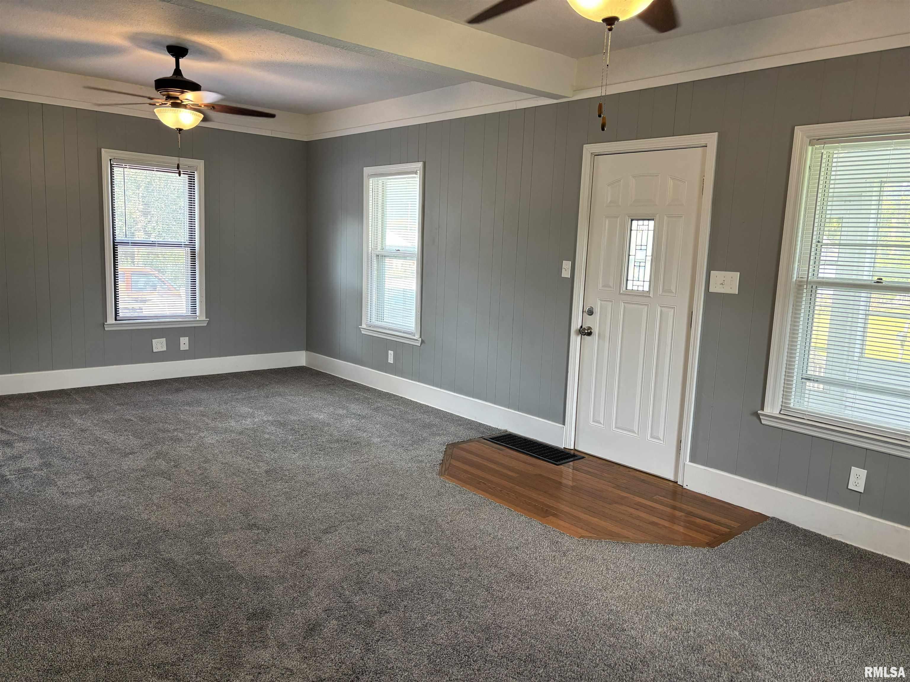 1441 North 28th Street Springfield, IL 62702 - Photo 3 of 30